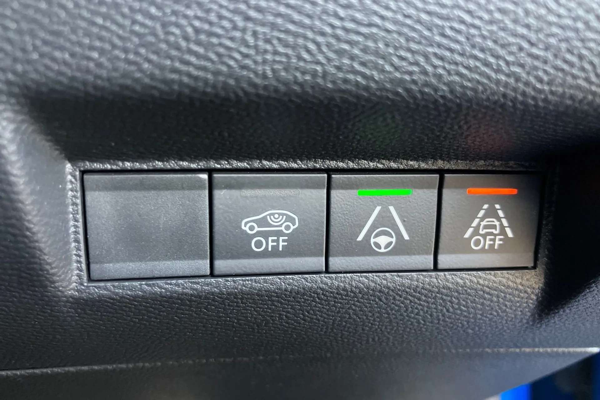 2022 PEUGEOT 208 2022 PEUGEOT 208