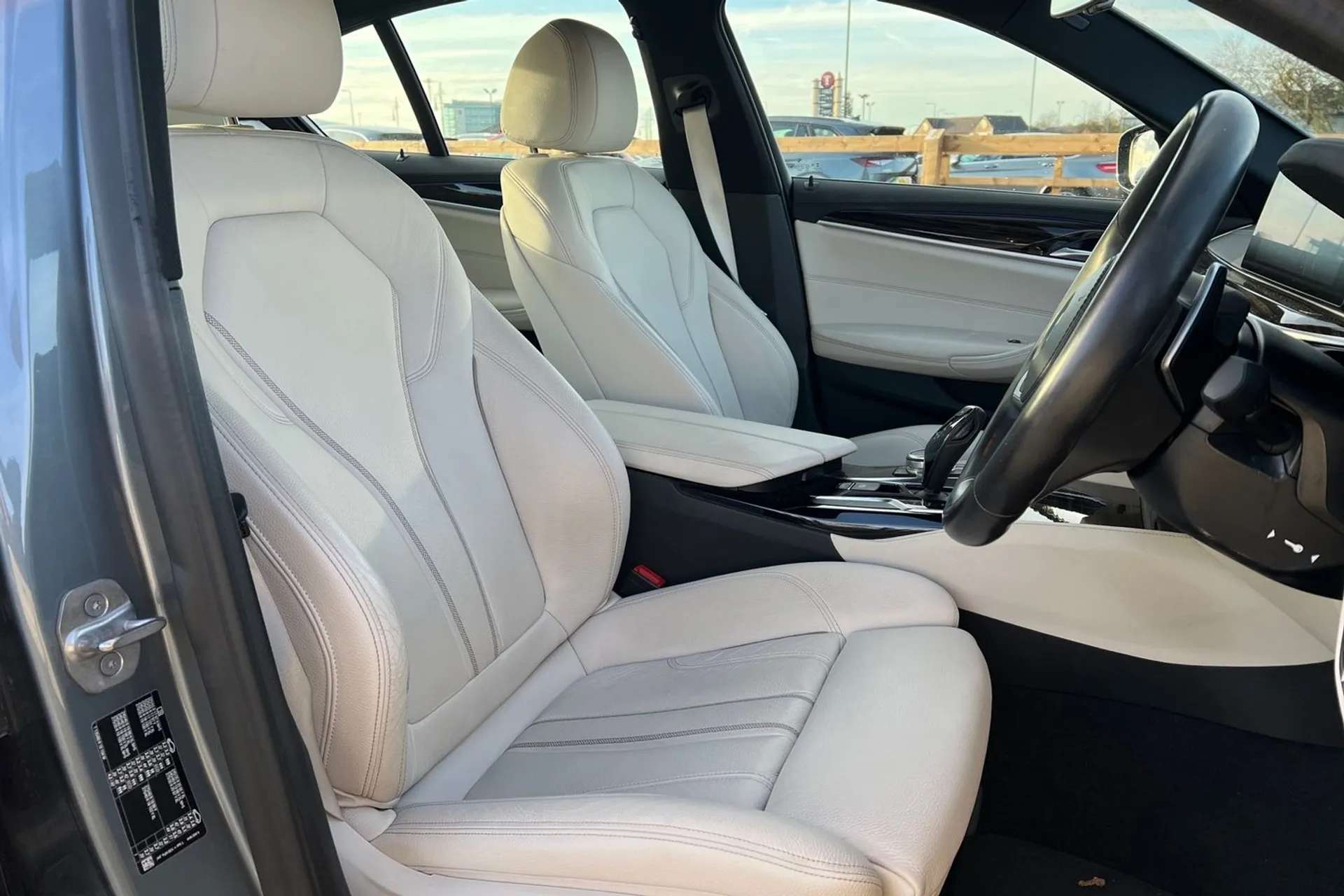 2020 BMW 5 SERIES 2020 BMW 5 SERIES