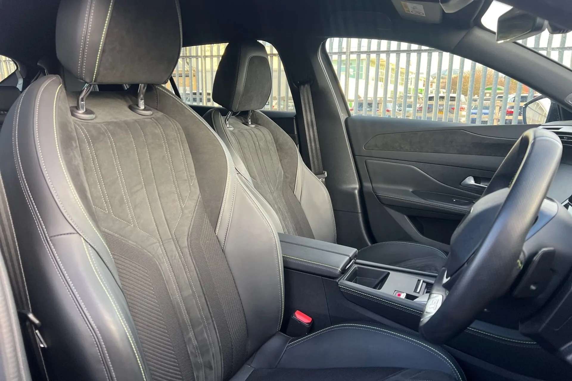 2024 PEUGEOT 408 2024 PEUGEOT 408