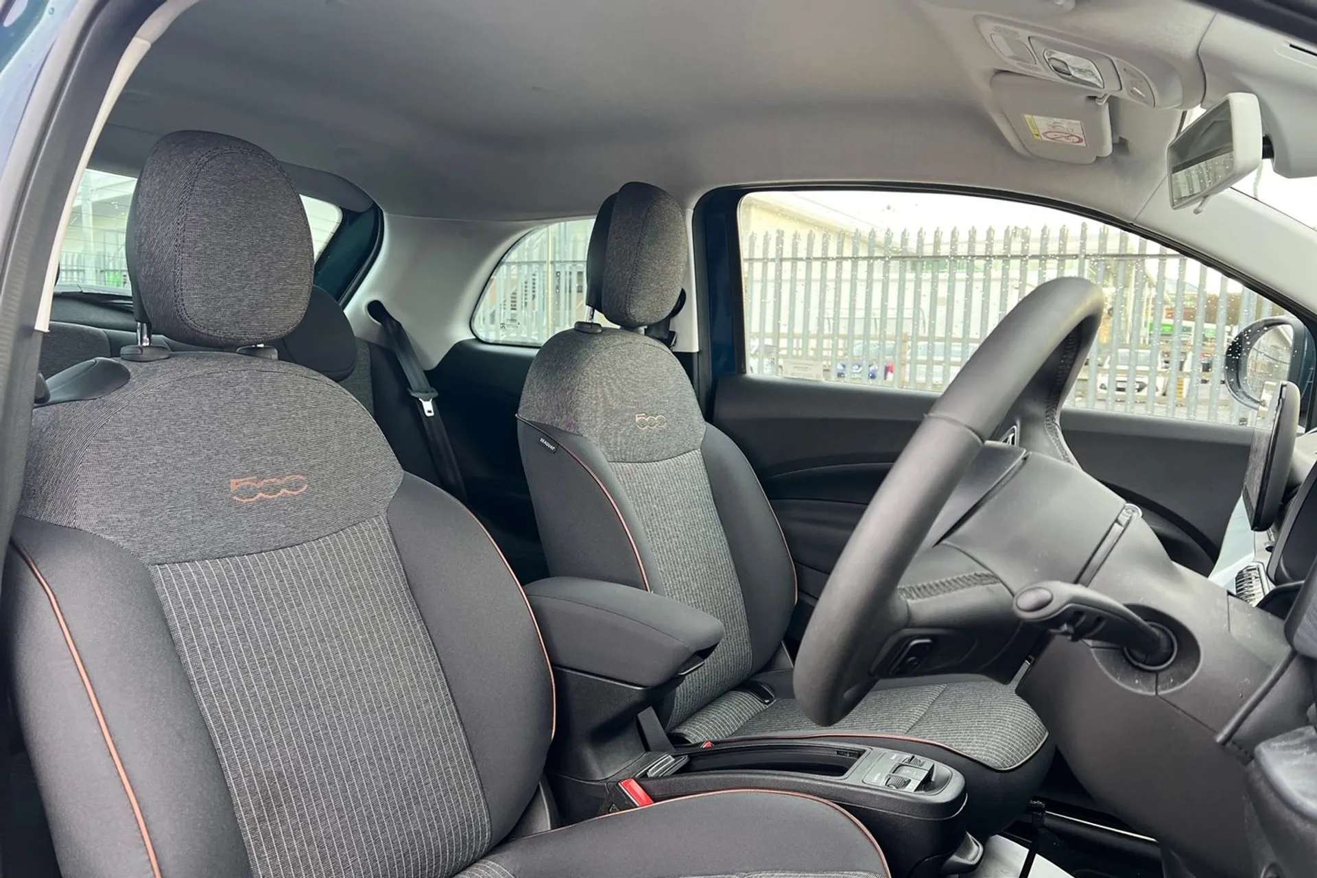 2021 FIAT 500 2021 FIAT 500