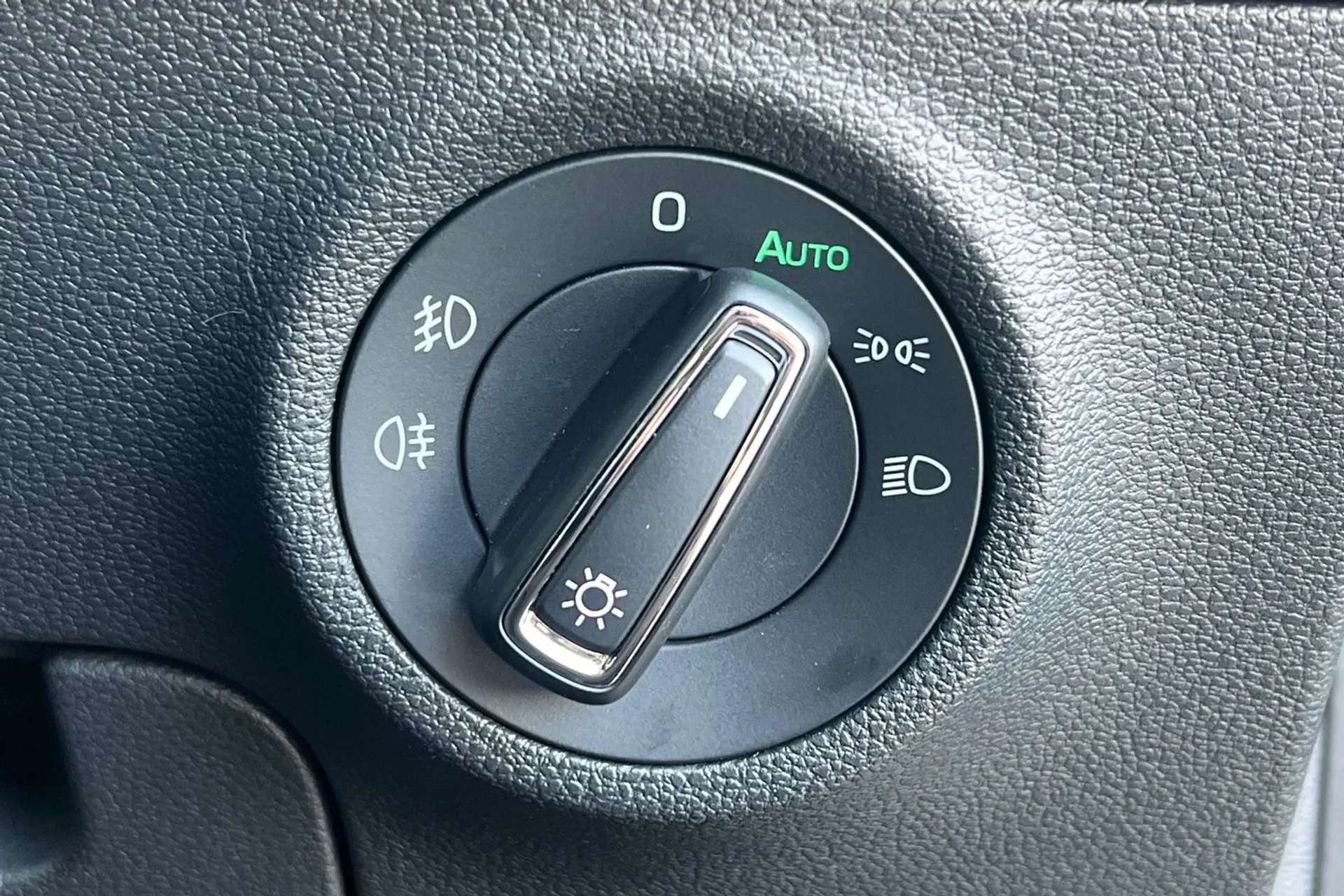 2018 SKODA KAROQ 2018 SKODA KAROQ