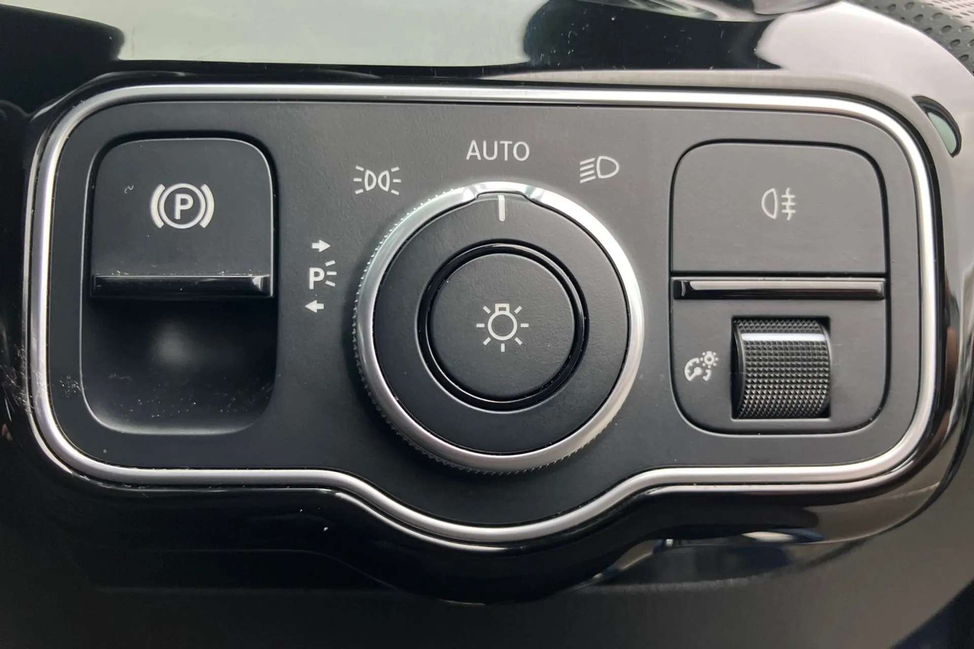 2021 MERCEDES-BENZ A CLASS 2021 MERCEDES-BENZ A CLASS