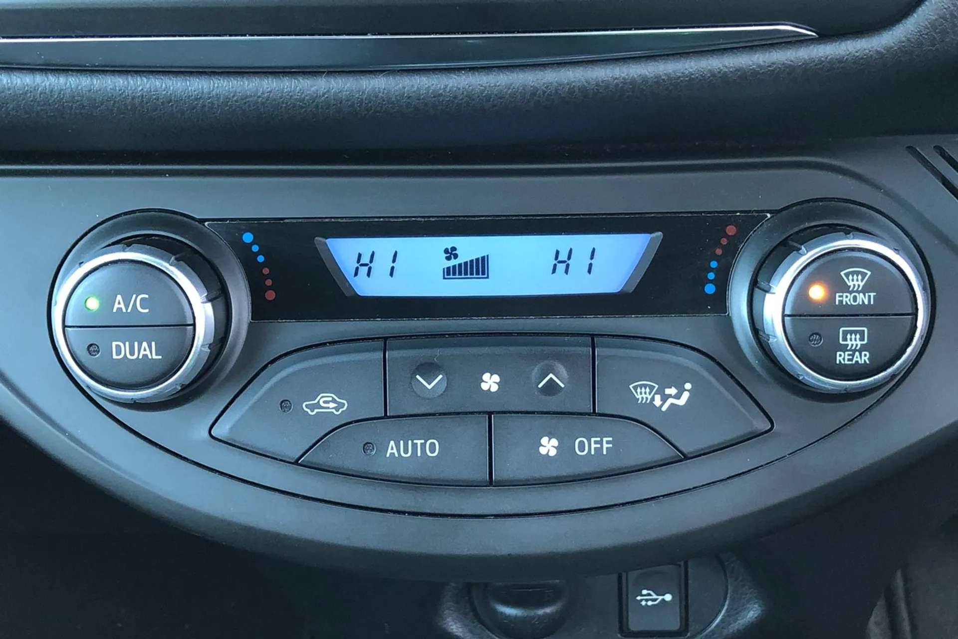 2019 TOYOTA YARIS 2019 TOYOTA YARIS