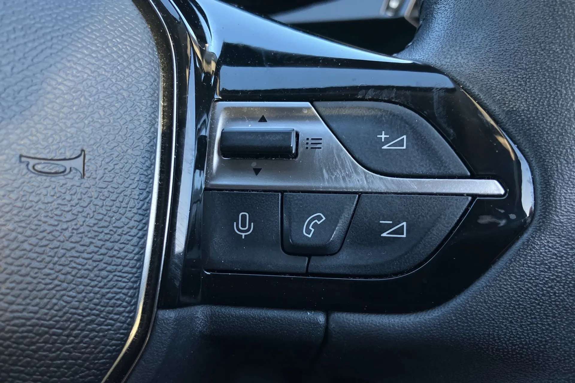 2022 PEUGEOT 308 2022 PEUGEOT 308