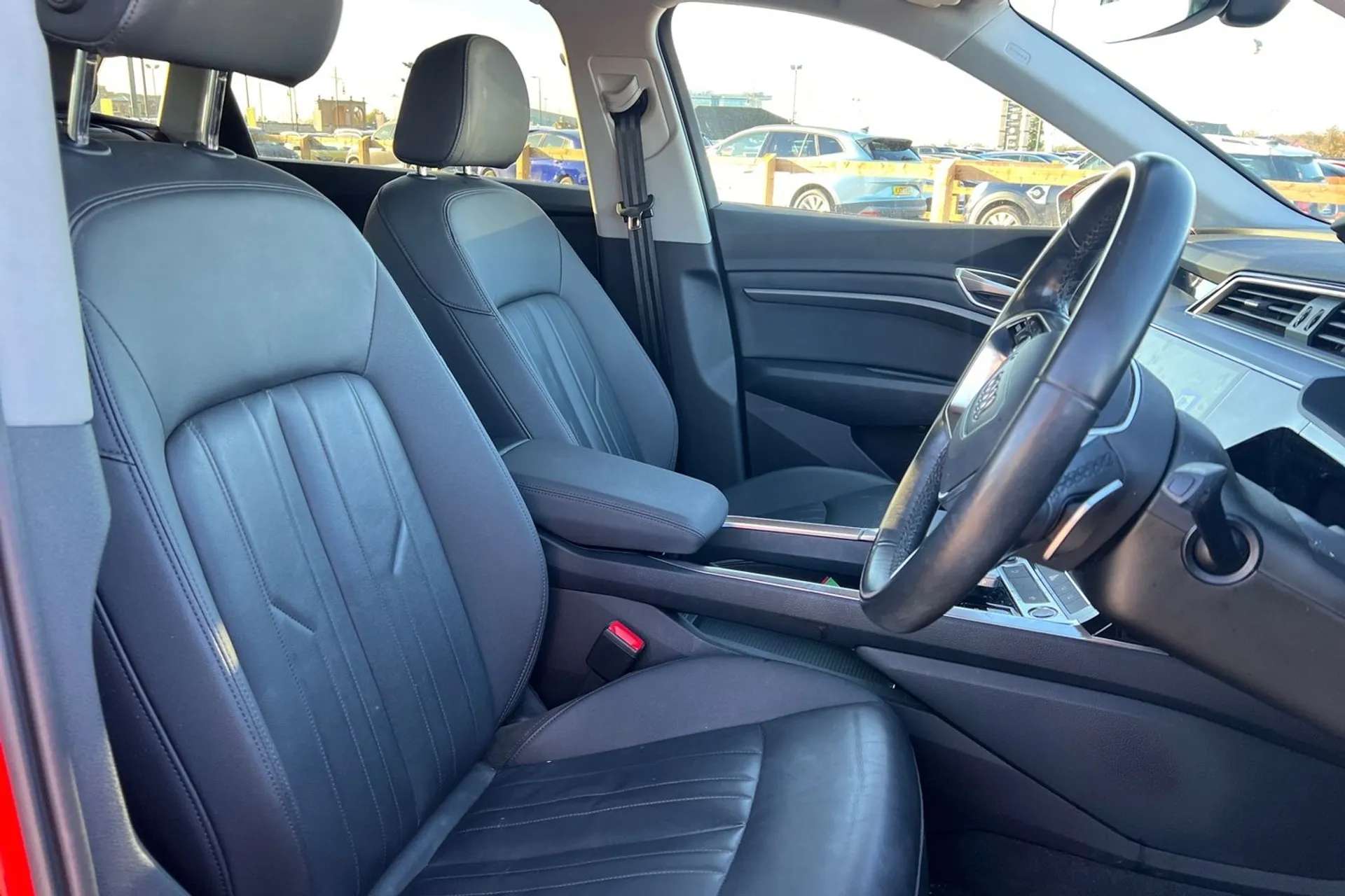 2021 AUDI E-TRON 2021 AUDI E-TRON