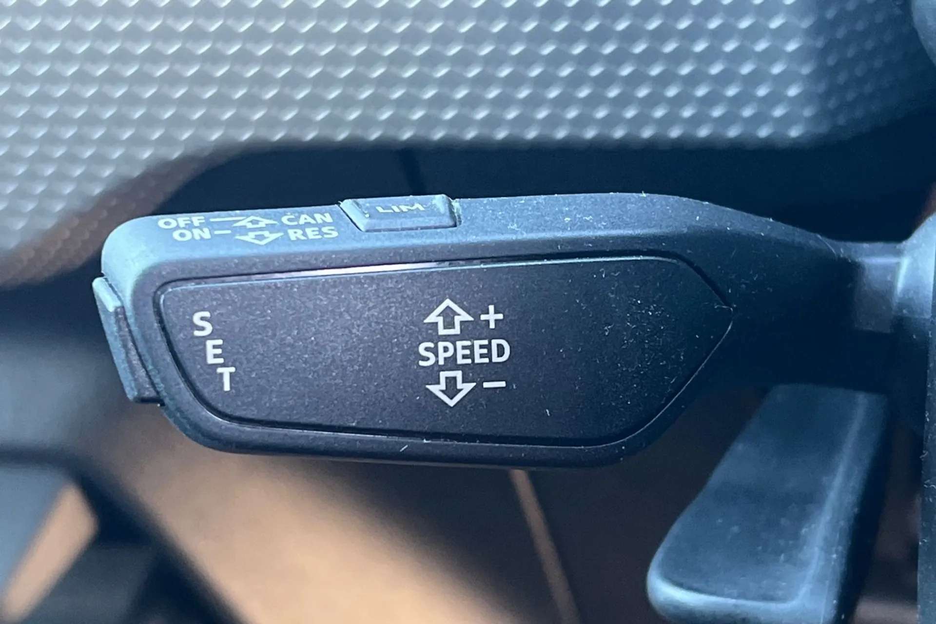 2020 AUDI A1 2020 AUDI A1