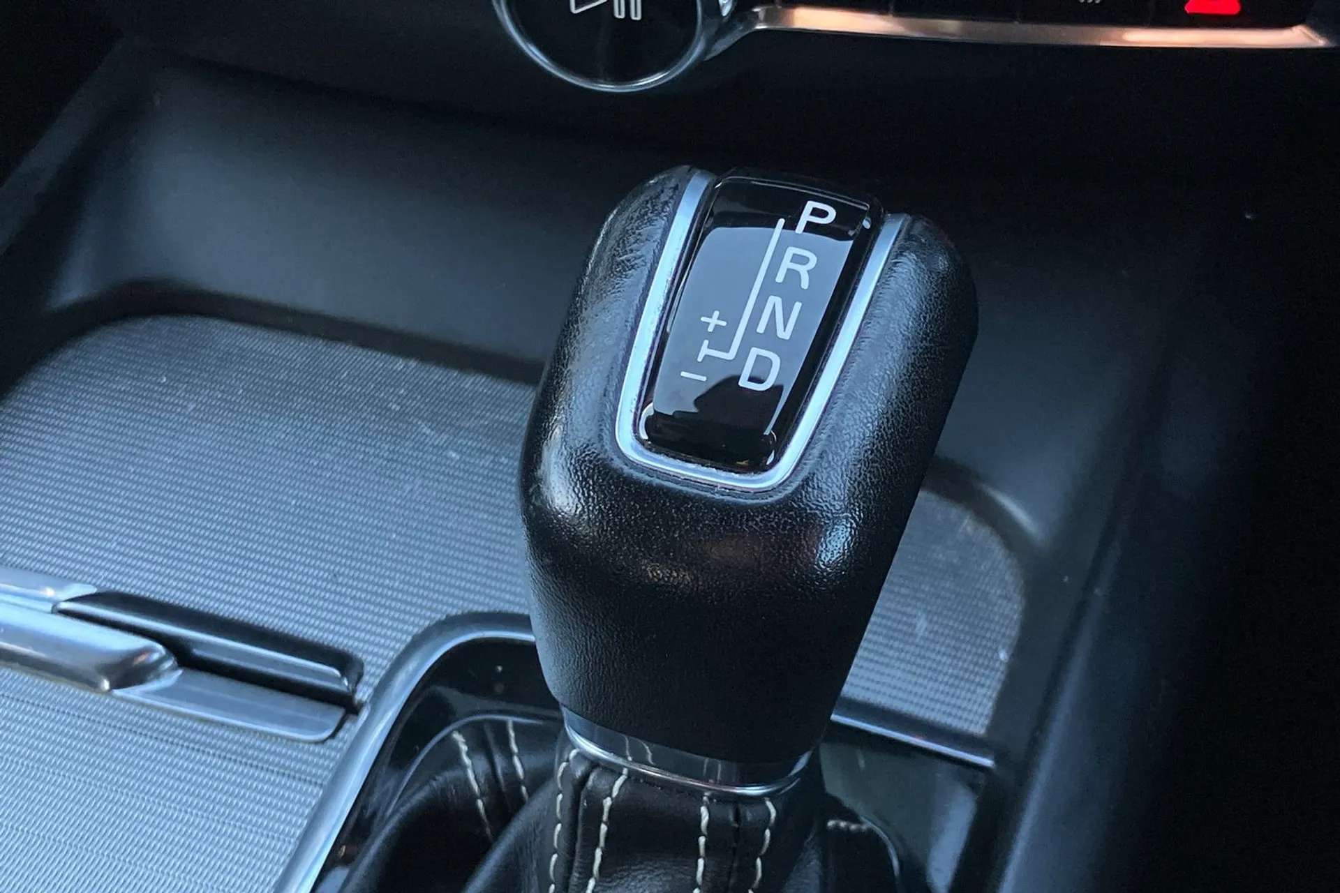 2019 VOLVO S60 2019 VOLVO S60