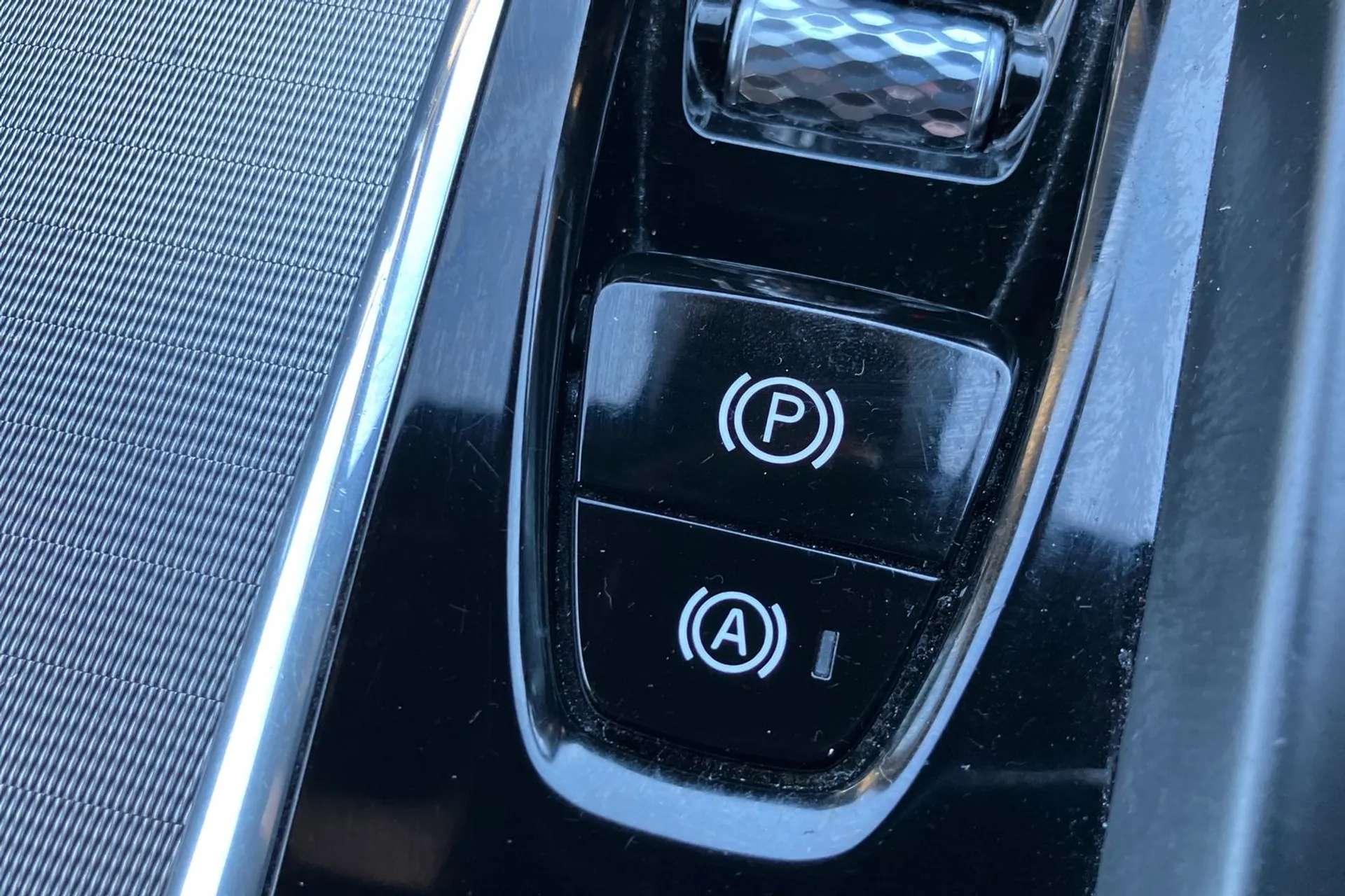 2019 VOLVO S60 2019 VOLVO S60