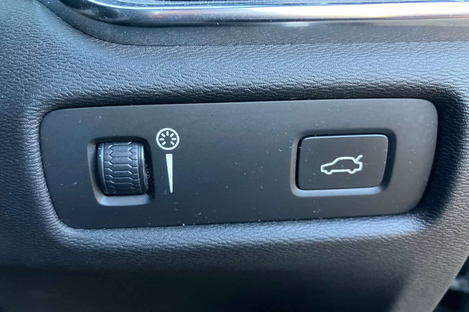 2019 VOLVO S60 2019 VOLVO S60