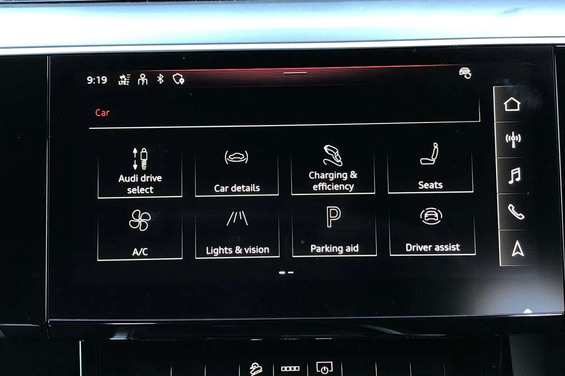 2021 AUDI E-TRON 2021 AUDI E-TRON