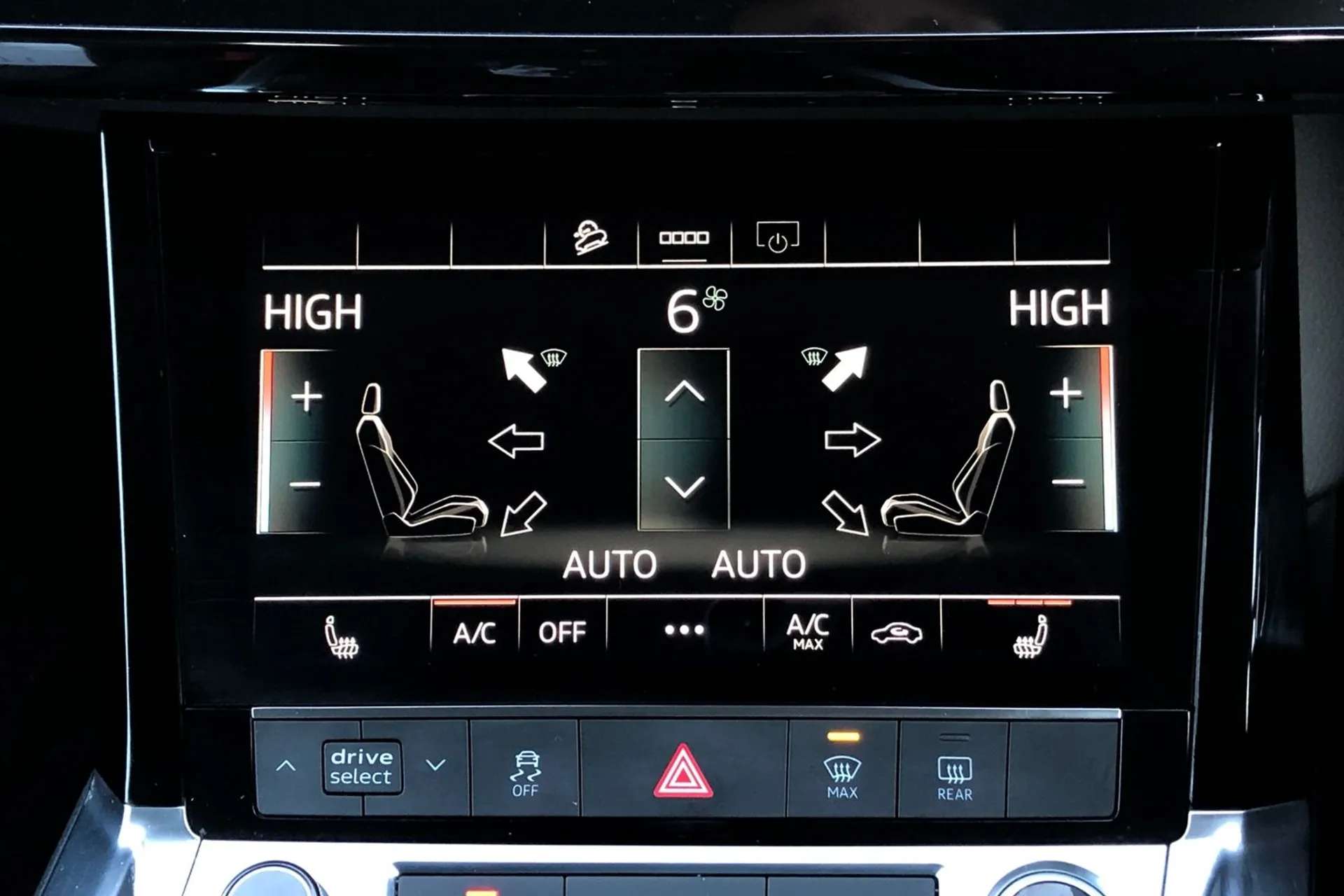 2021 AUDI E-TRON 2021 AUDI E-TRON