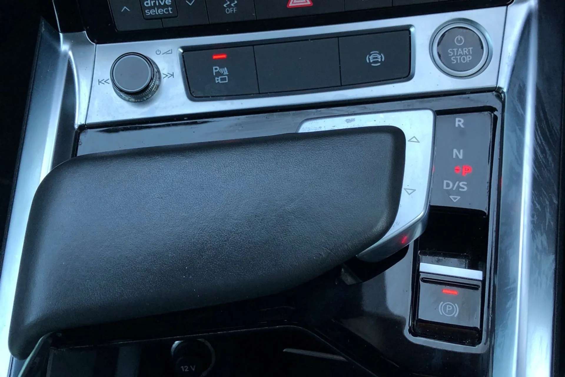 2021 AUDI E-TRON 2021 AUDI E-TRON