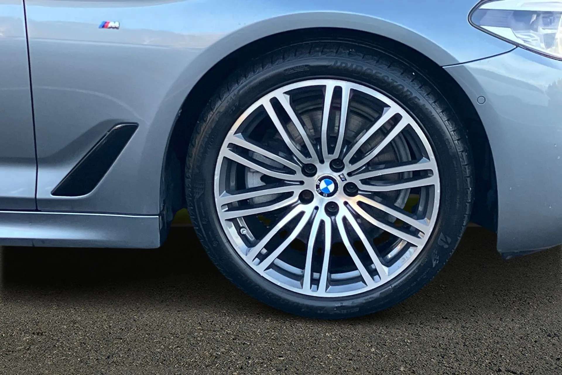 2020 BMW 5 SERIES 2020 BMW 5 SERIES