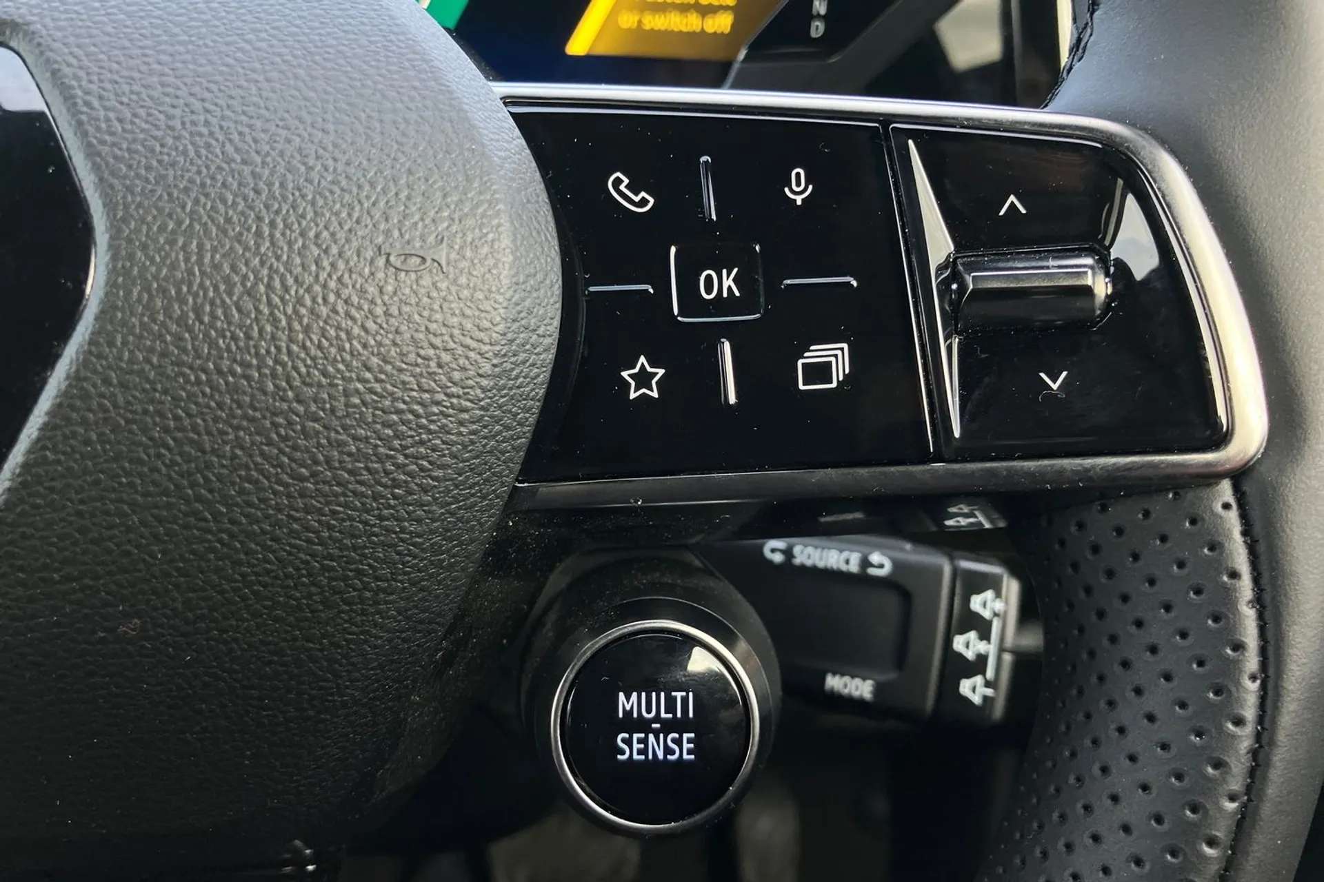 2025 RENAULT MEGANE E-TECH 2025 RENAULT MEGANE E-TECH