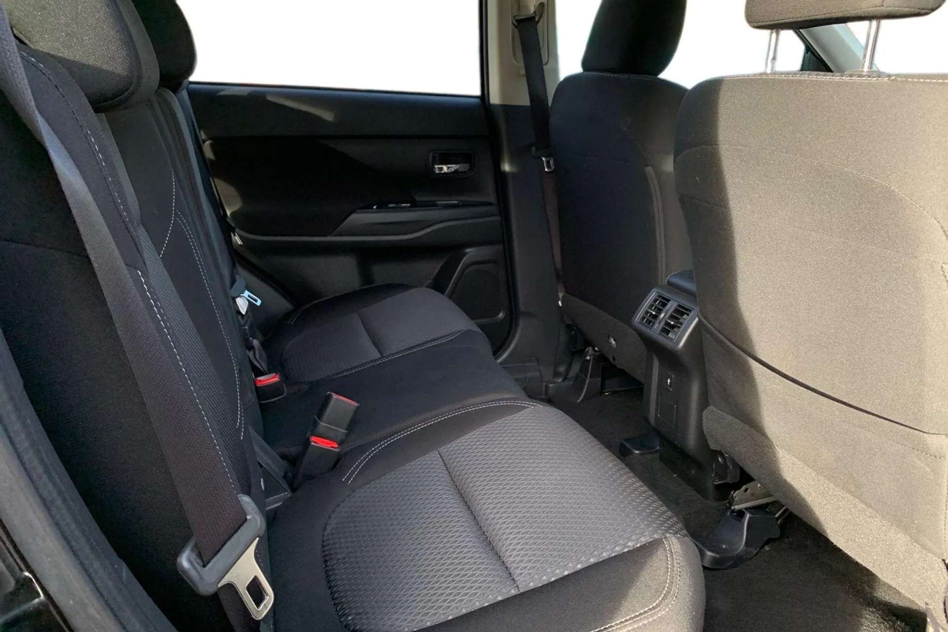 2020 MITSUBISHI OUTLANDER 2020 MITSUBISHI OUTLANDER