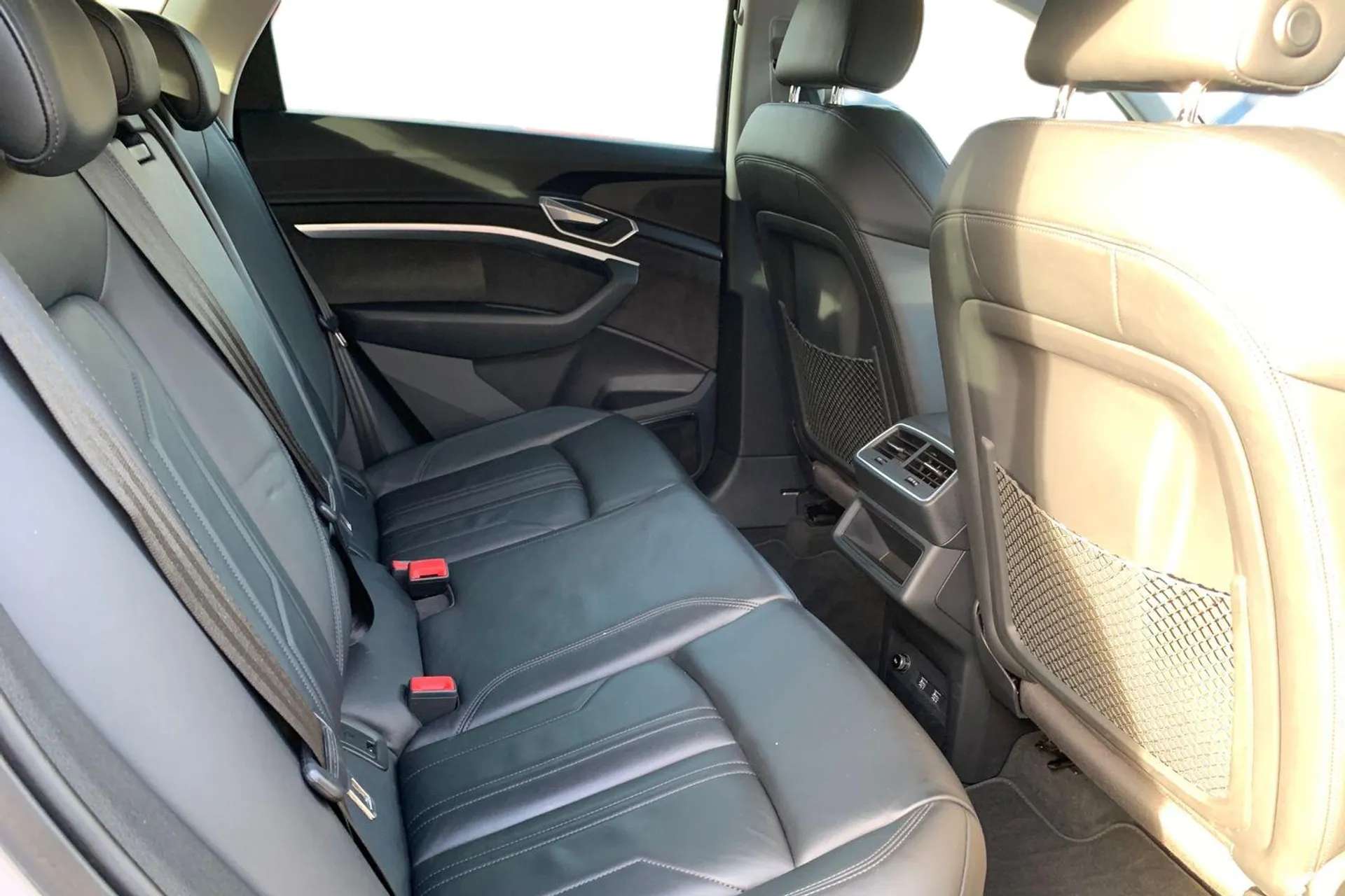 2020 AUDI E-TRON 2020 AUDI E-TRON