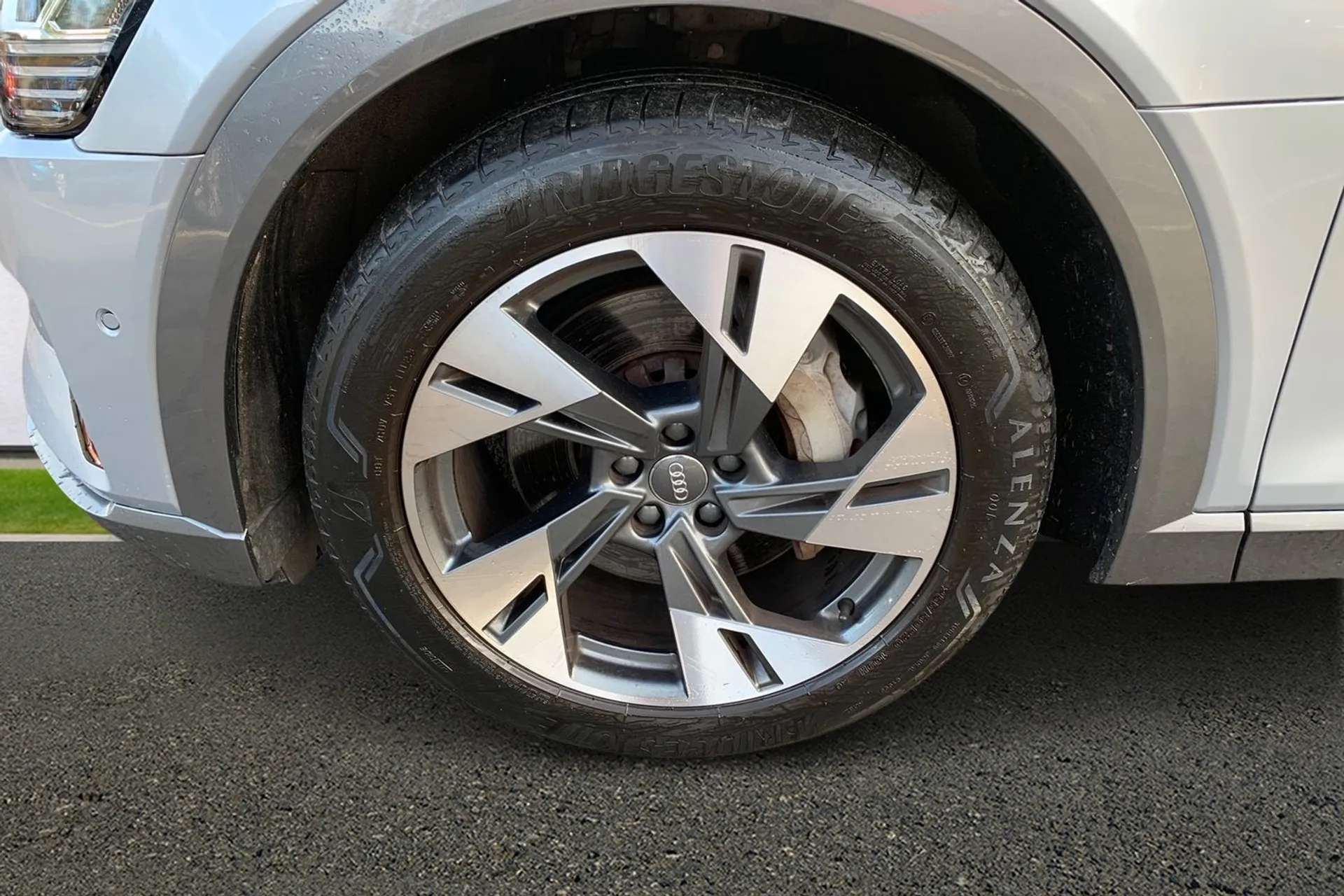 2020 AUDI E-TRON 2020 AUDI E-TRON