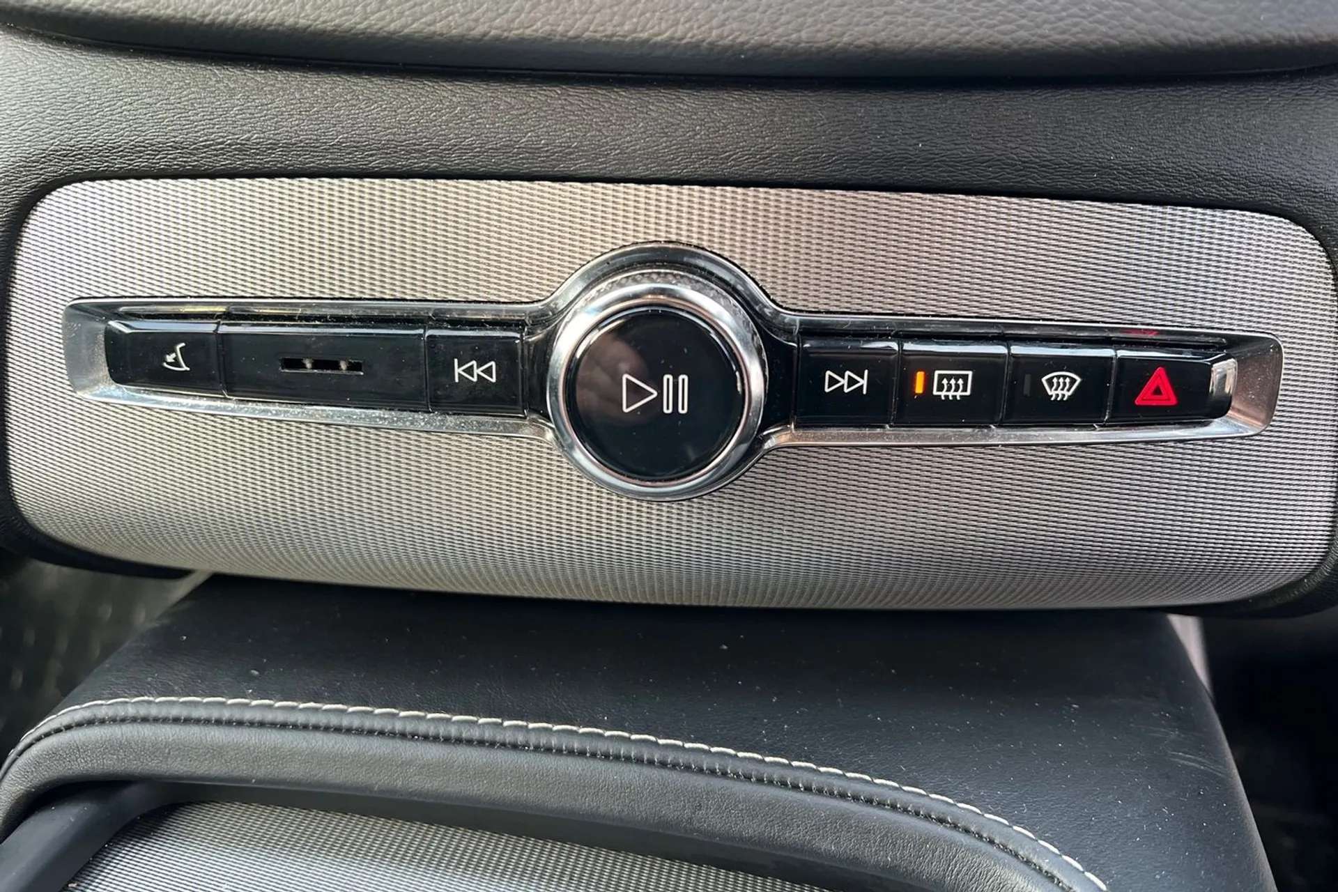 2020 VOLVO XC90 2020 VOLVO XC90