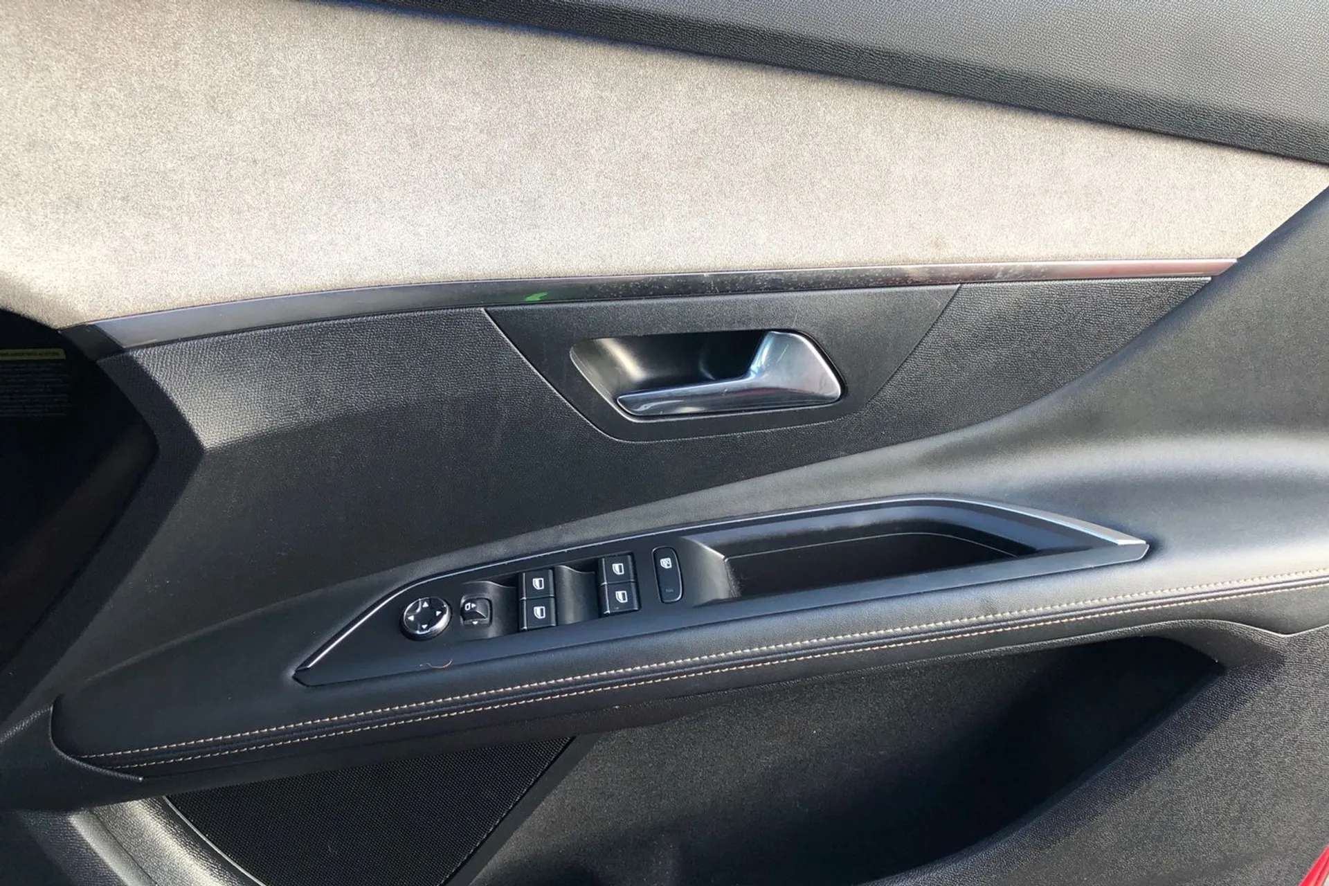 2022 PEUGEOT 3008 2022 PEUGEOT 3008