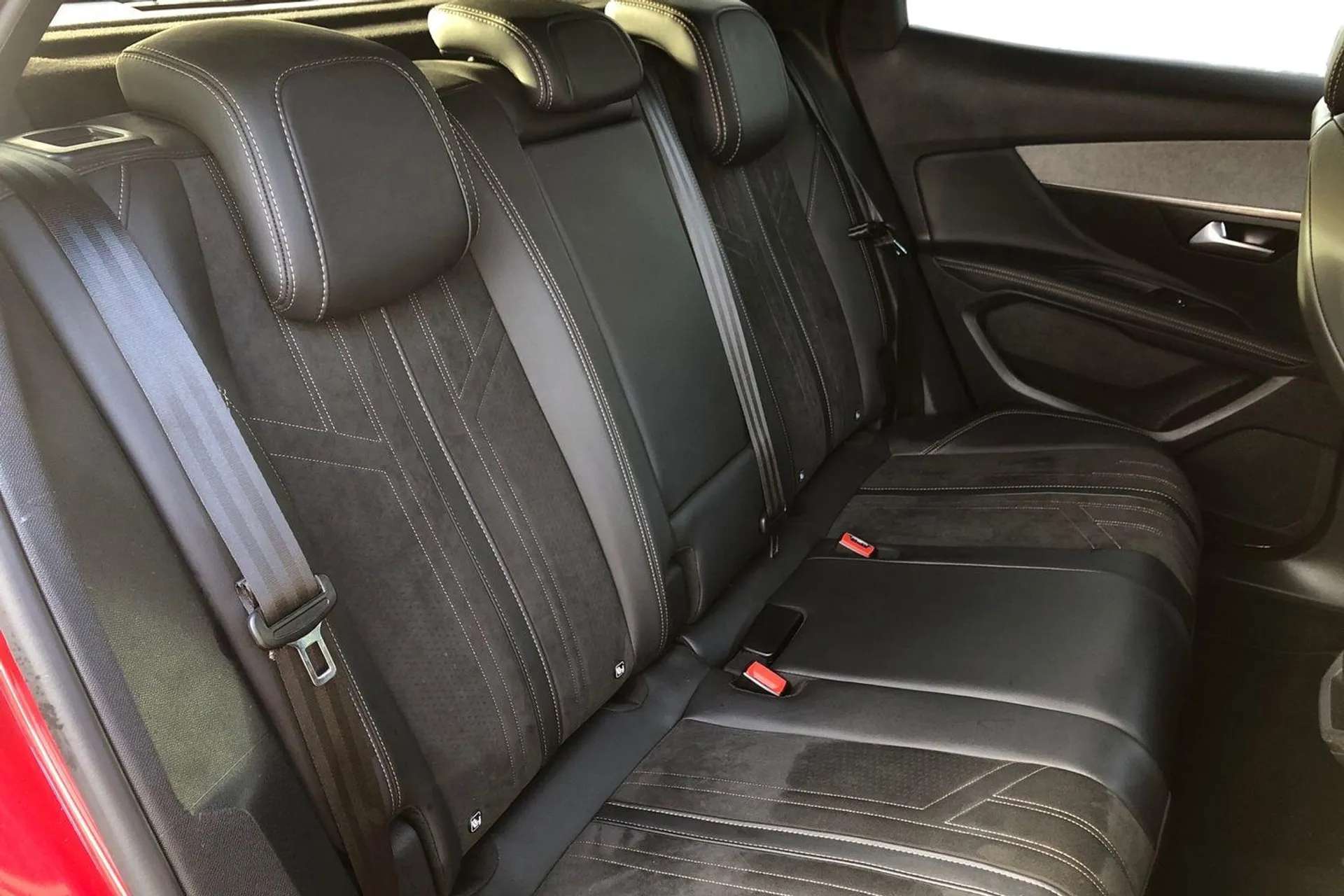 2022 PEUGEOT 3008 2022 PEUGEOT 3008