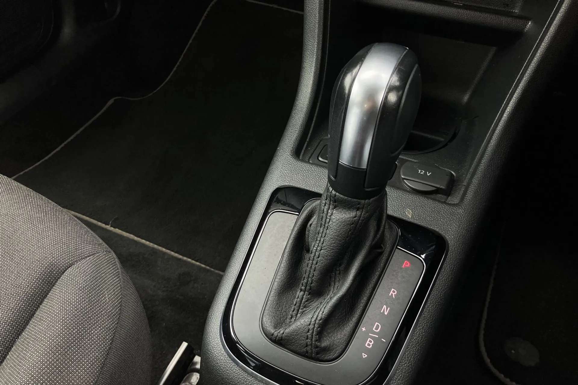 2021 VOLKSWAGEN UP 2021 VOLKSWAGEN UP