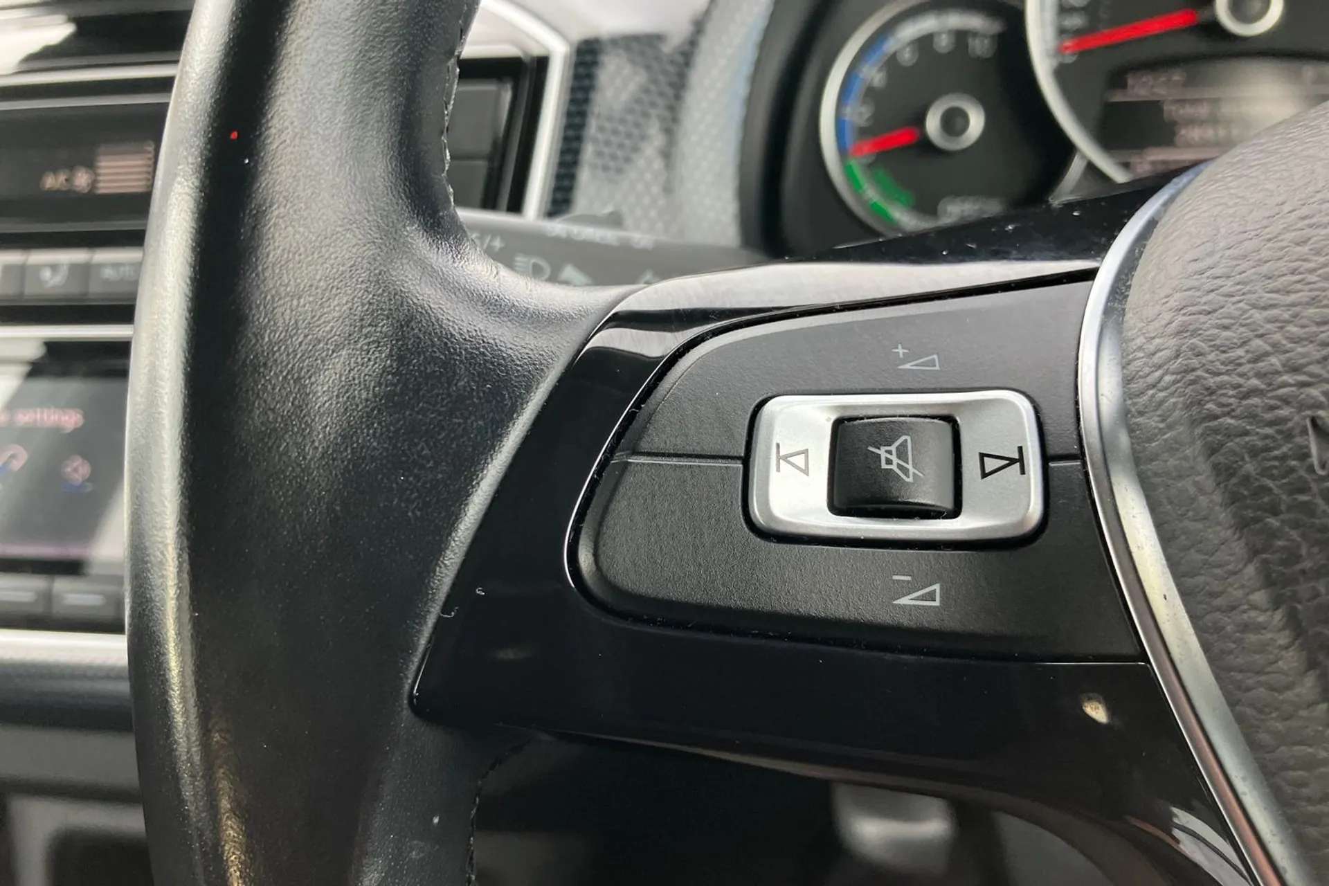 2021 VOLKSWAGEN UP 2021 VOLKSWAGEN UP