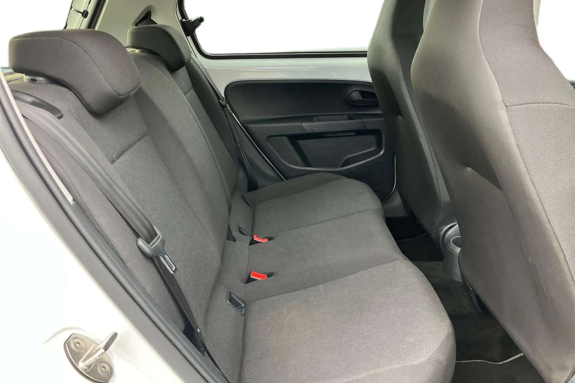 2021 VOLKSWAGEN UP 2021 VOLKSWAGEN UP