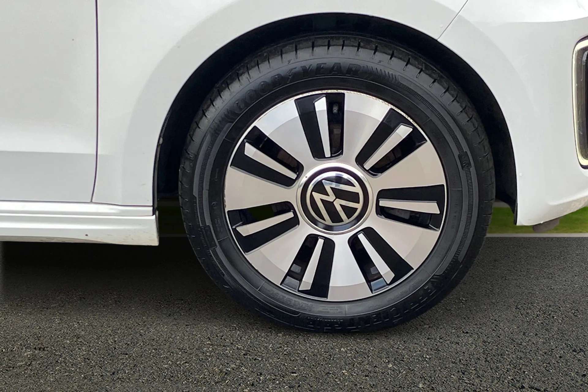 2021 VOLKSWAGEN UP 2021 VOLKSWAGEN UP