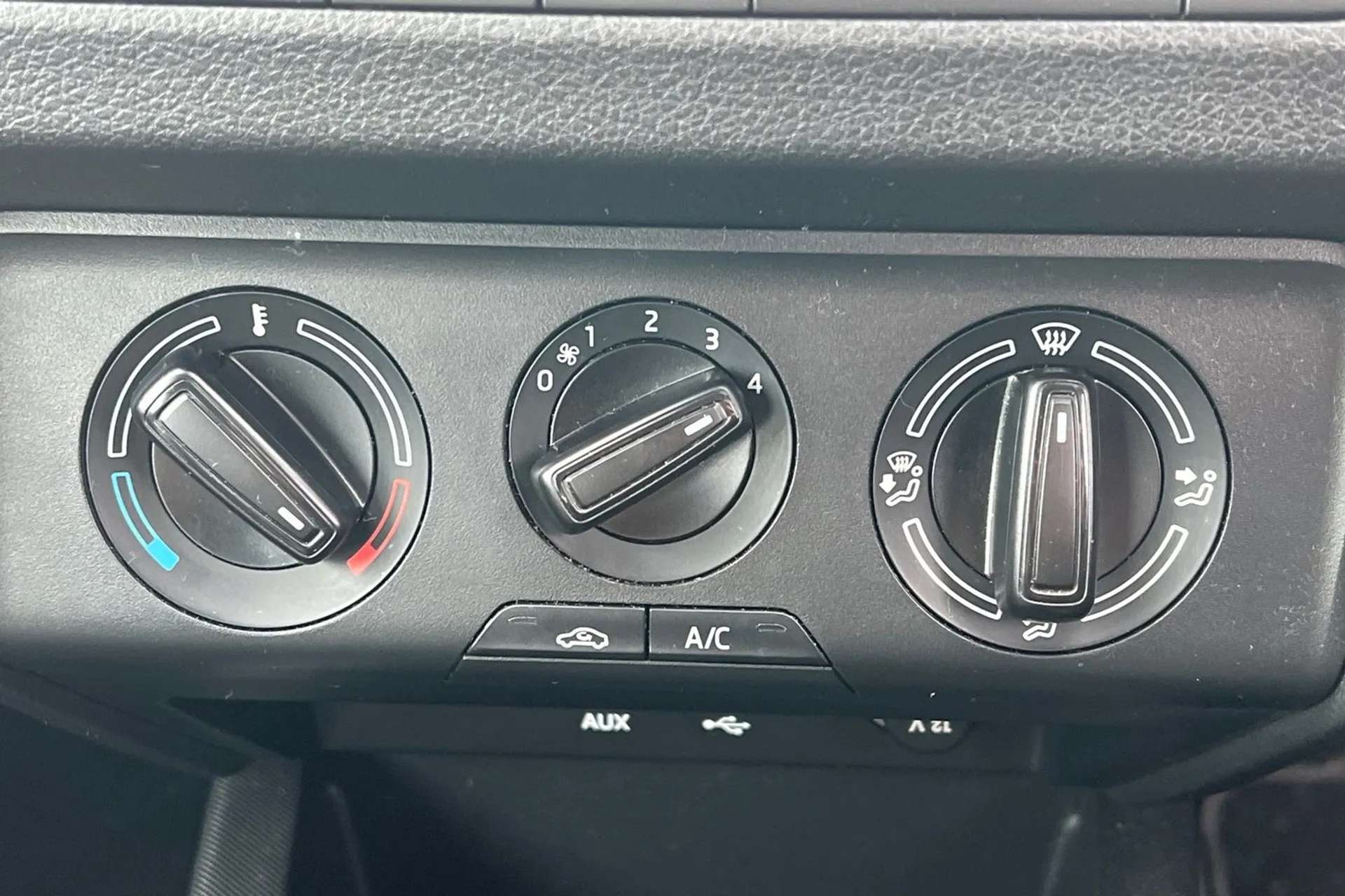 2018 SKODA FABIA 2018 SKODA FABIA