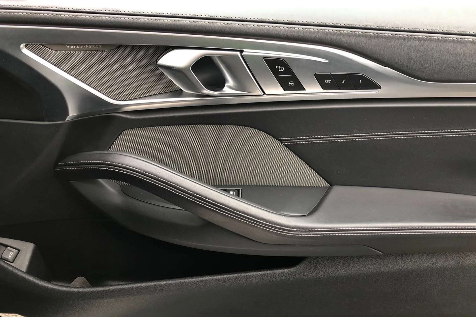 2021 BMW 8 SERIES 2021 BMW 8 SERIES