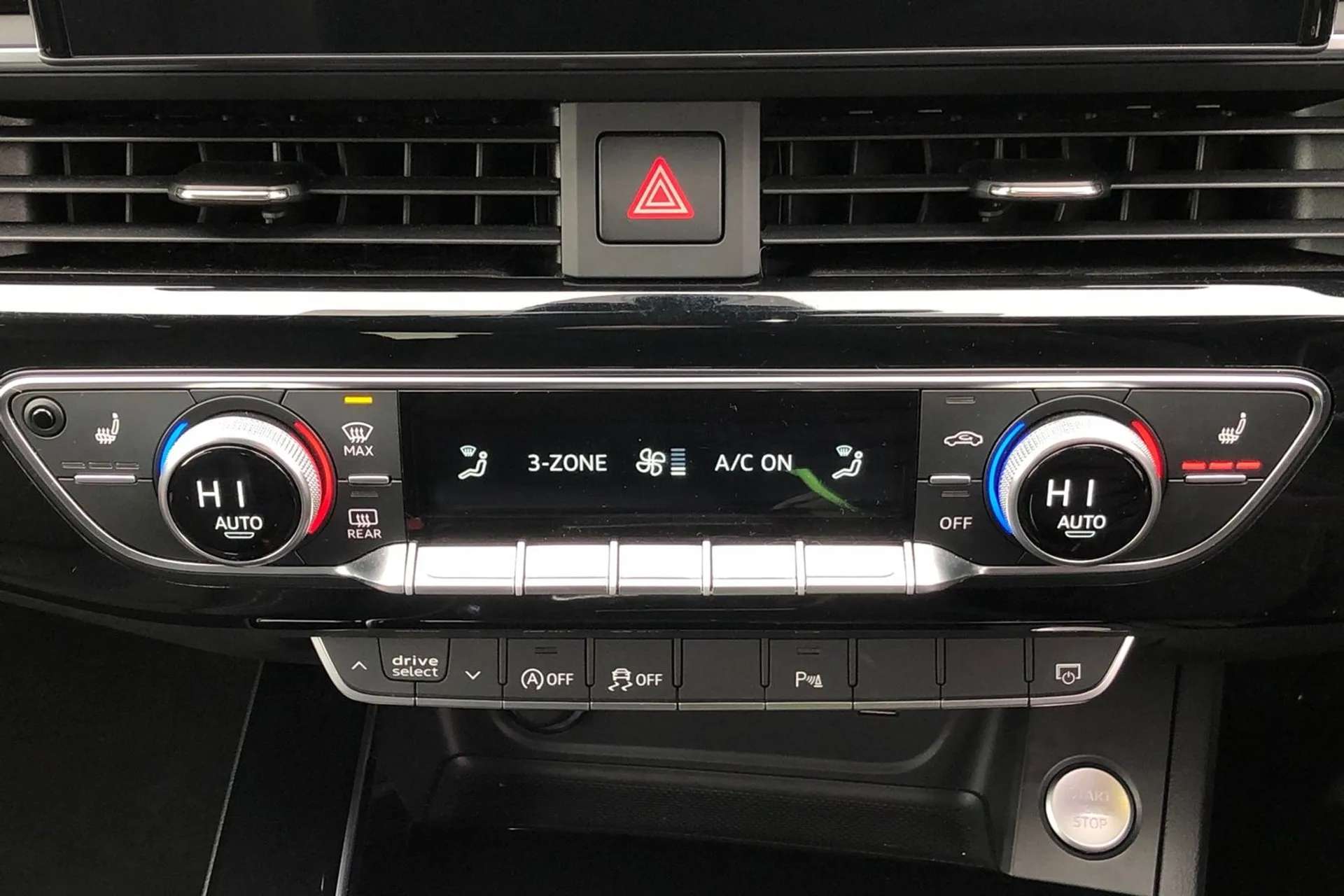 2021 AUDI A4 2021 AUDI A4