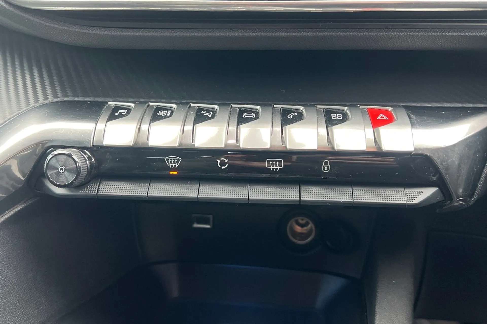 2021 PEUGEOT 5008 2021 PEUGEOT 5008