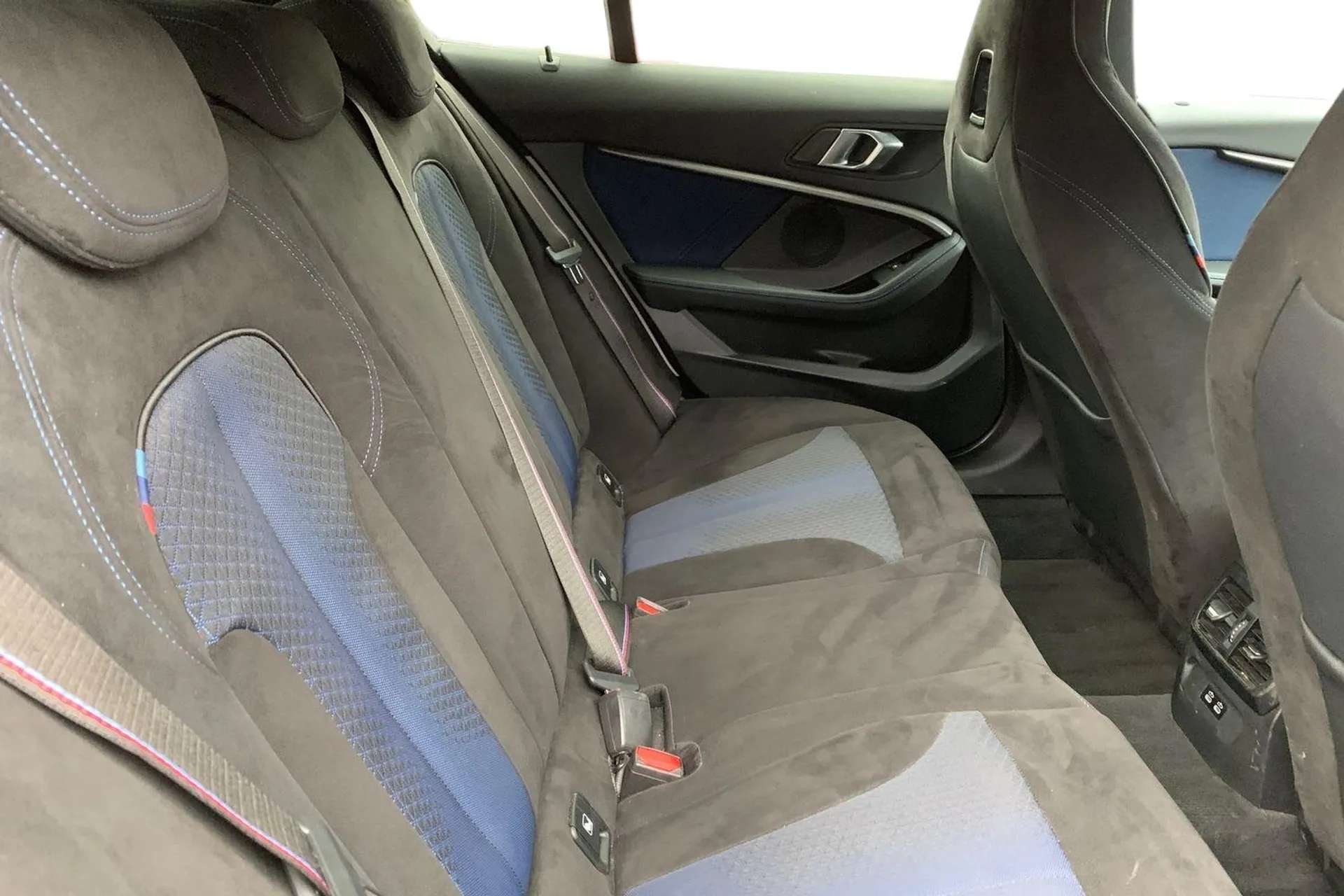 2019 BMW 1 SERIES 2019 BMW 1 SERIES