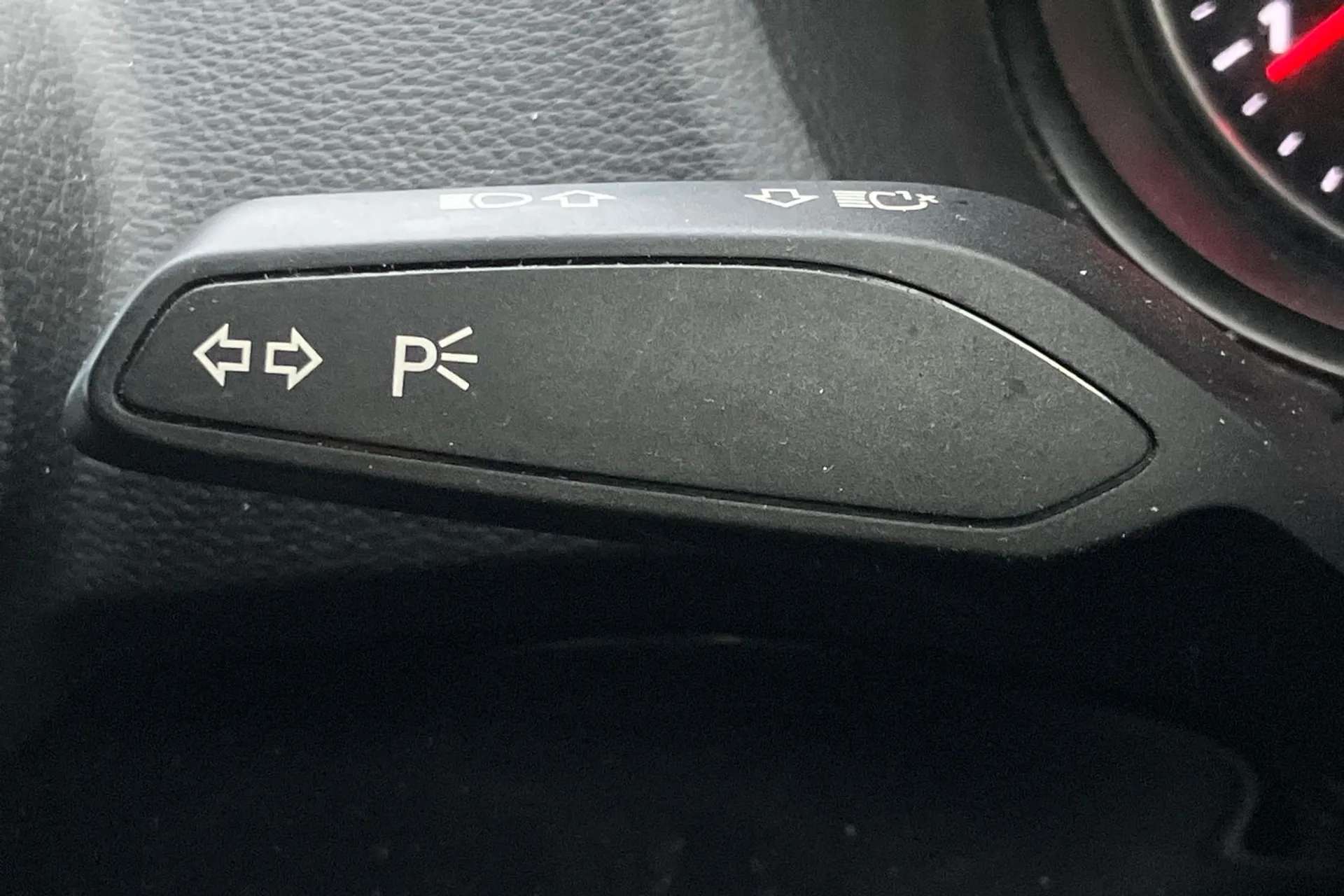 2020 AUDI Q2 2020 AUDI Q2