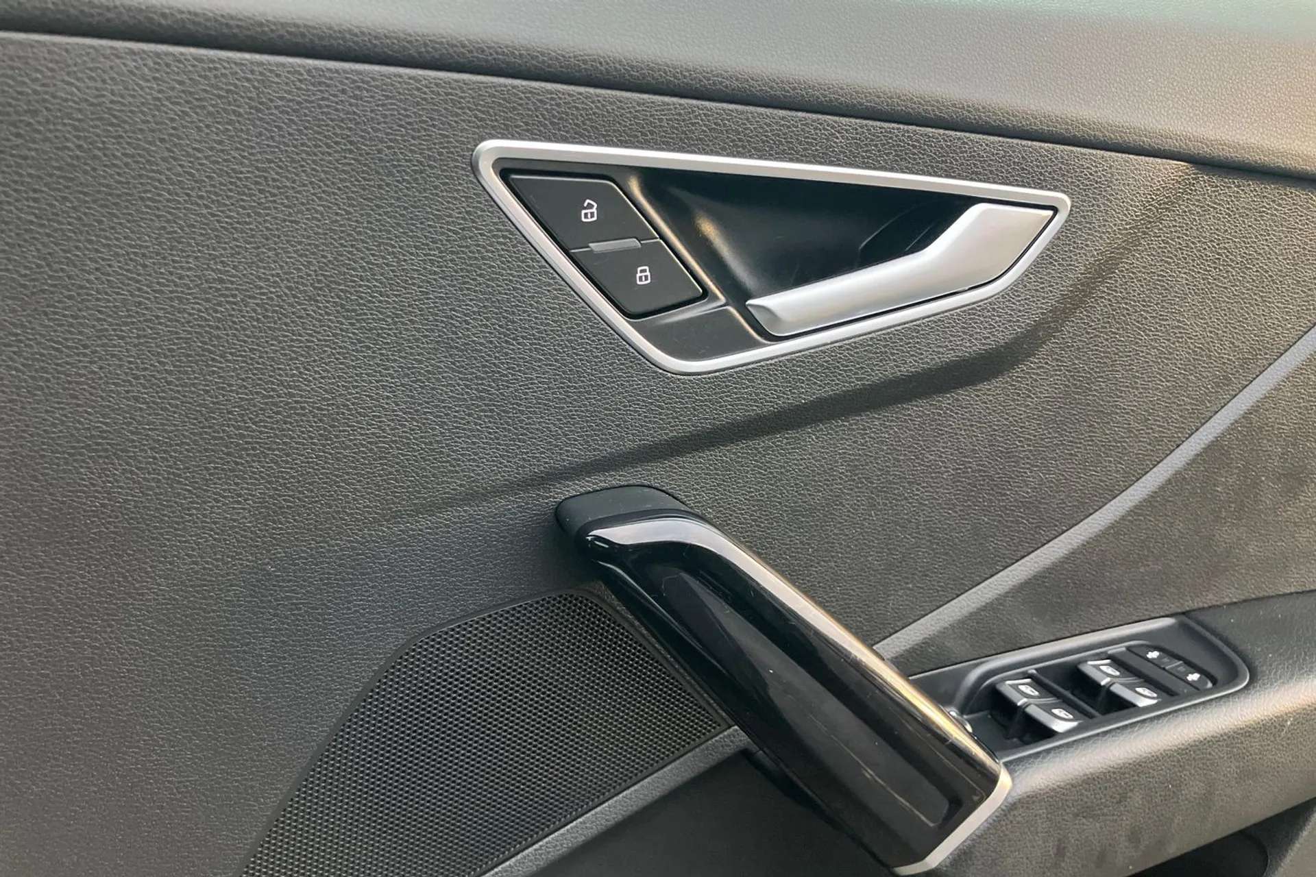 2020 AUDI Q2 2020 AUDI Q2