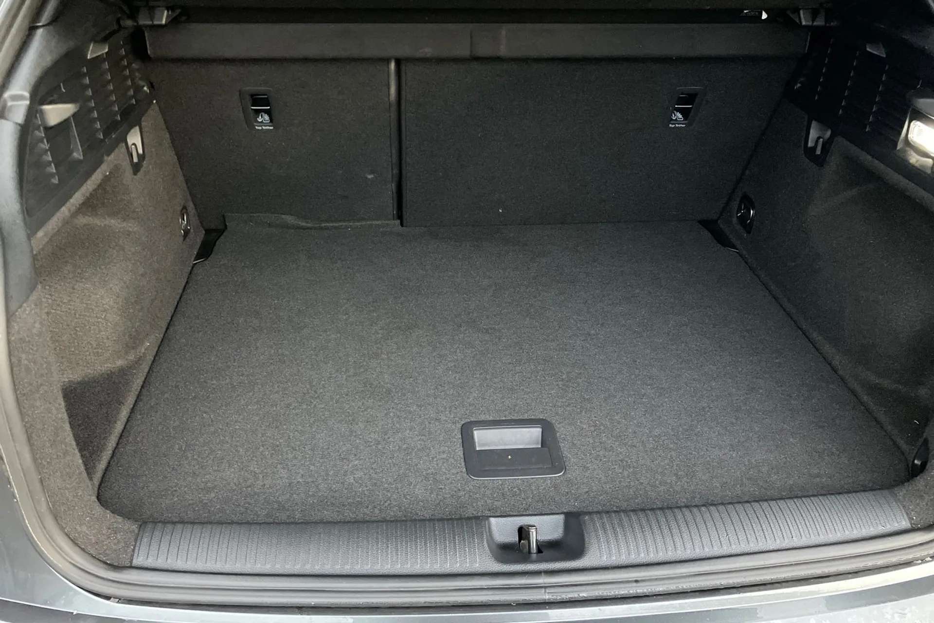 2020 AUDI Q2 2020 AUDI Q2