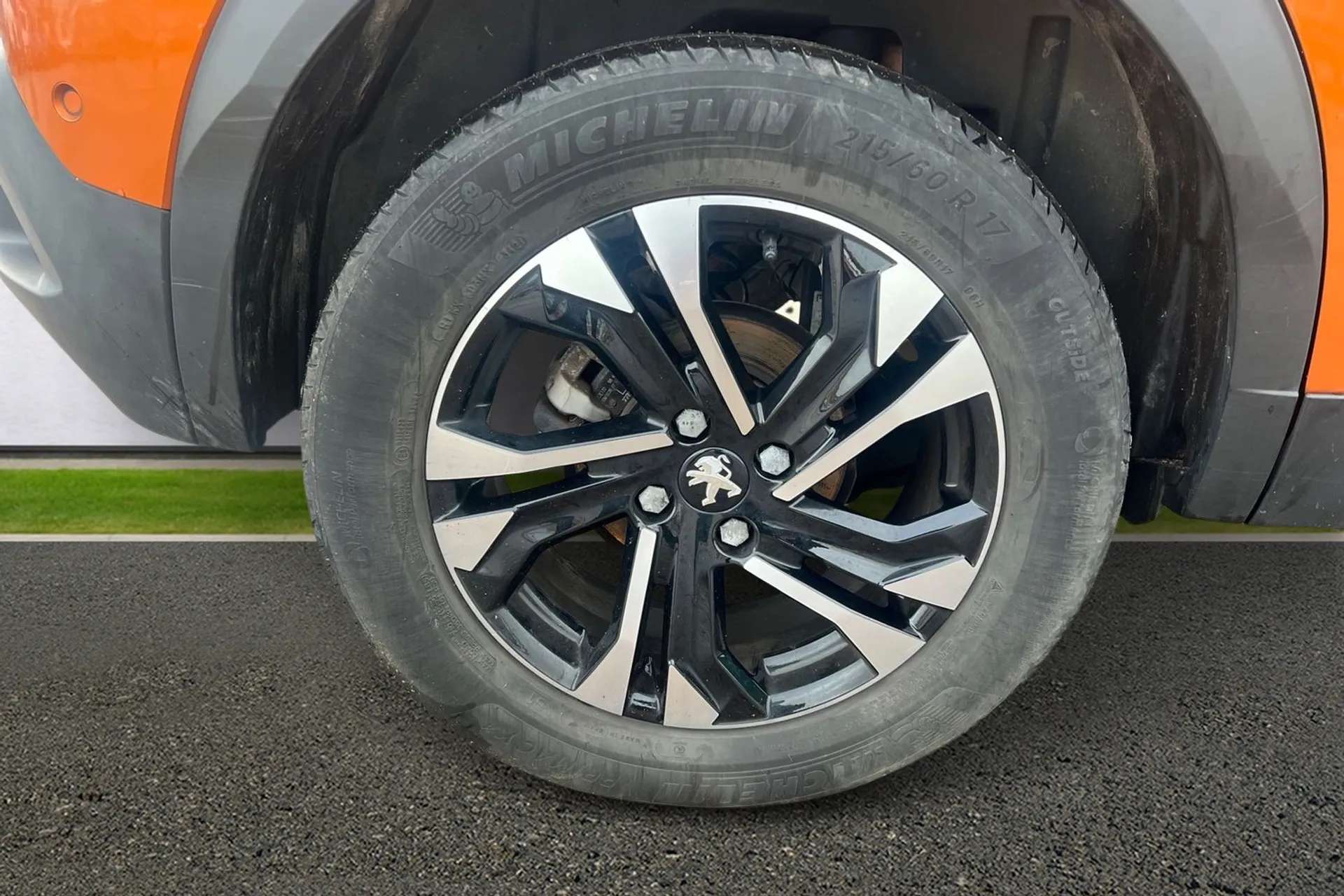 2021 PEUGEOT 2008 2021 PEUGEOT 2008