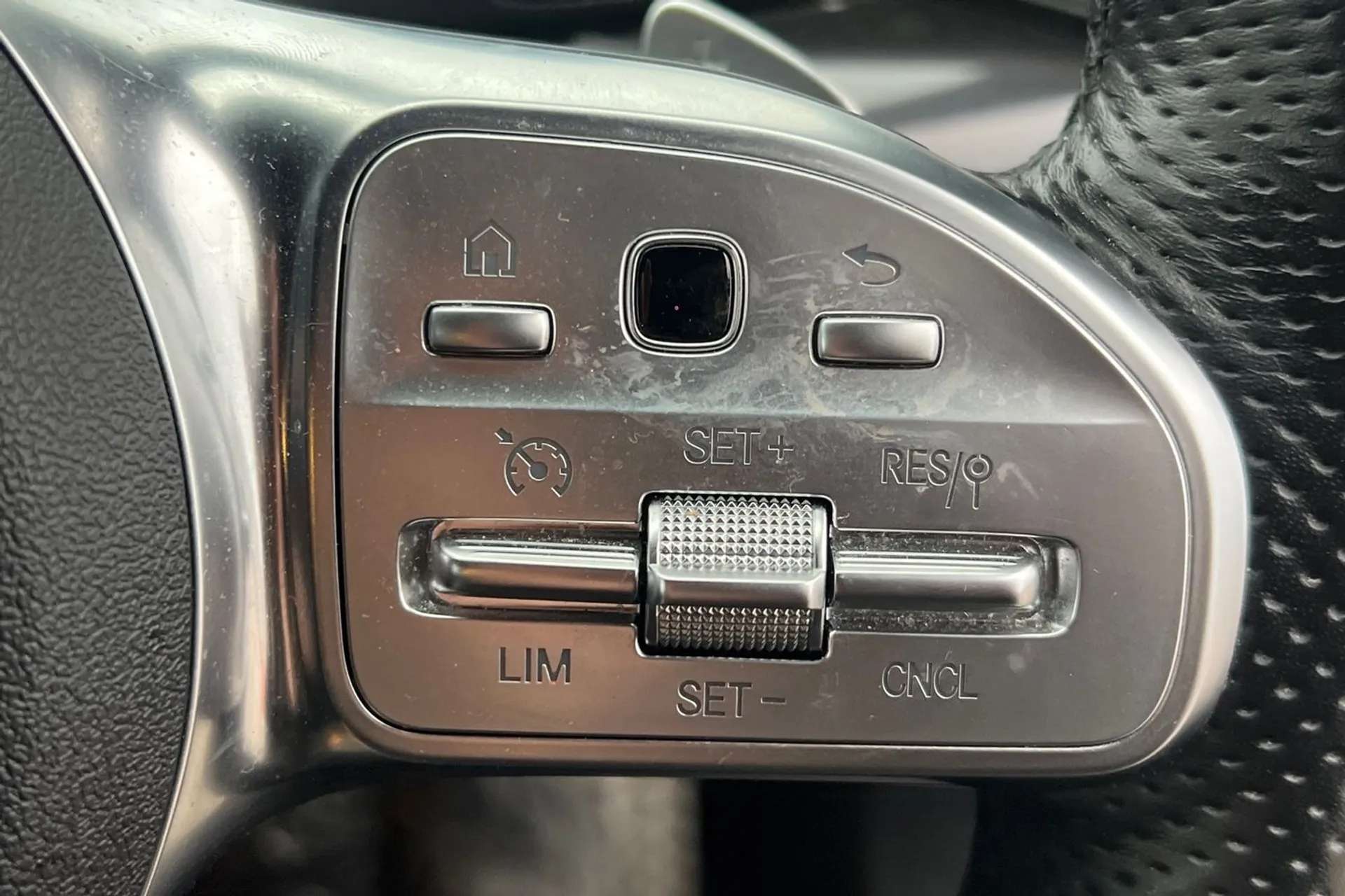 2022 MERCEDES-BENZ EQC 2022 MERCEDES-BENZ EQC