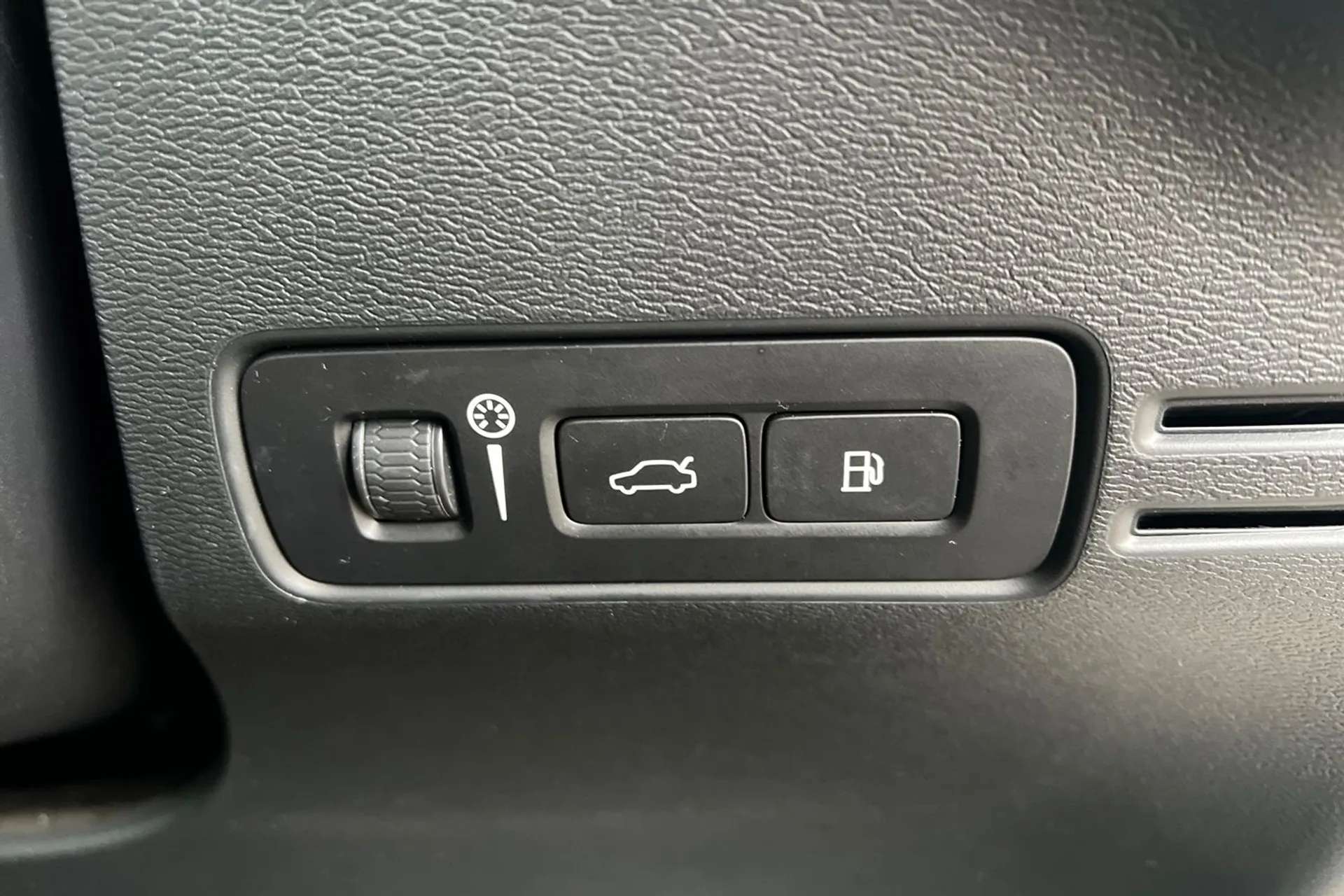 2021 VOLVO XC40 2021 VOLVO XC40