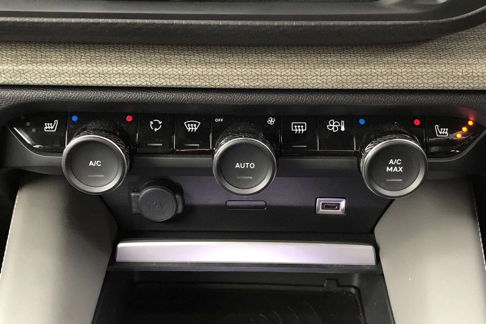 2023 CITROEN C5 X 2023 CITROEN C5 X