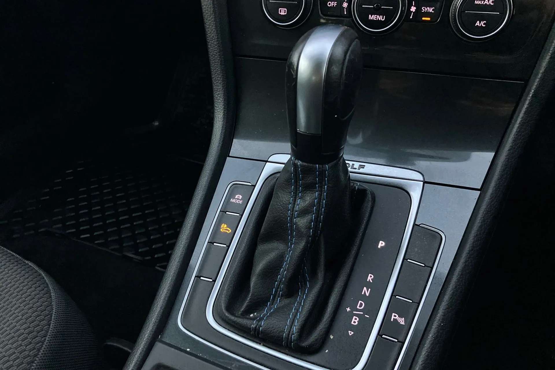 2020 VOLKSWAGEN GOLF 2020 VOLKSWAGEN GOLF