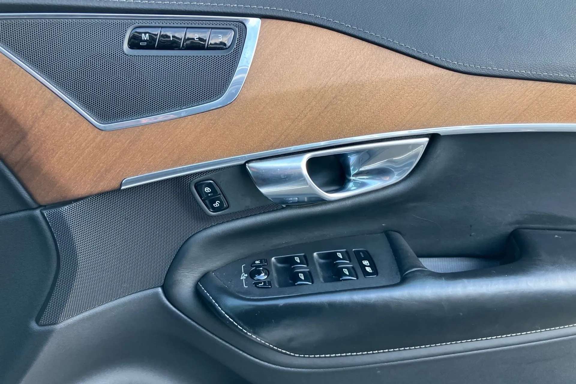 2018 VOLVO XC90 2018 VOLVO XC90