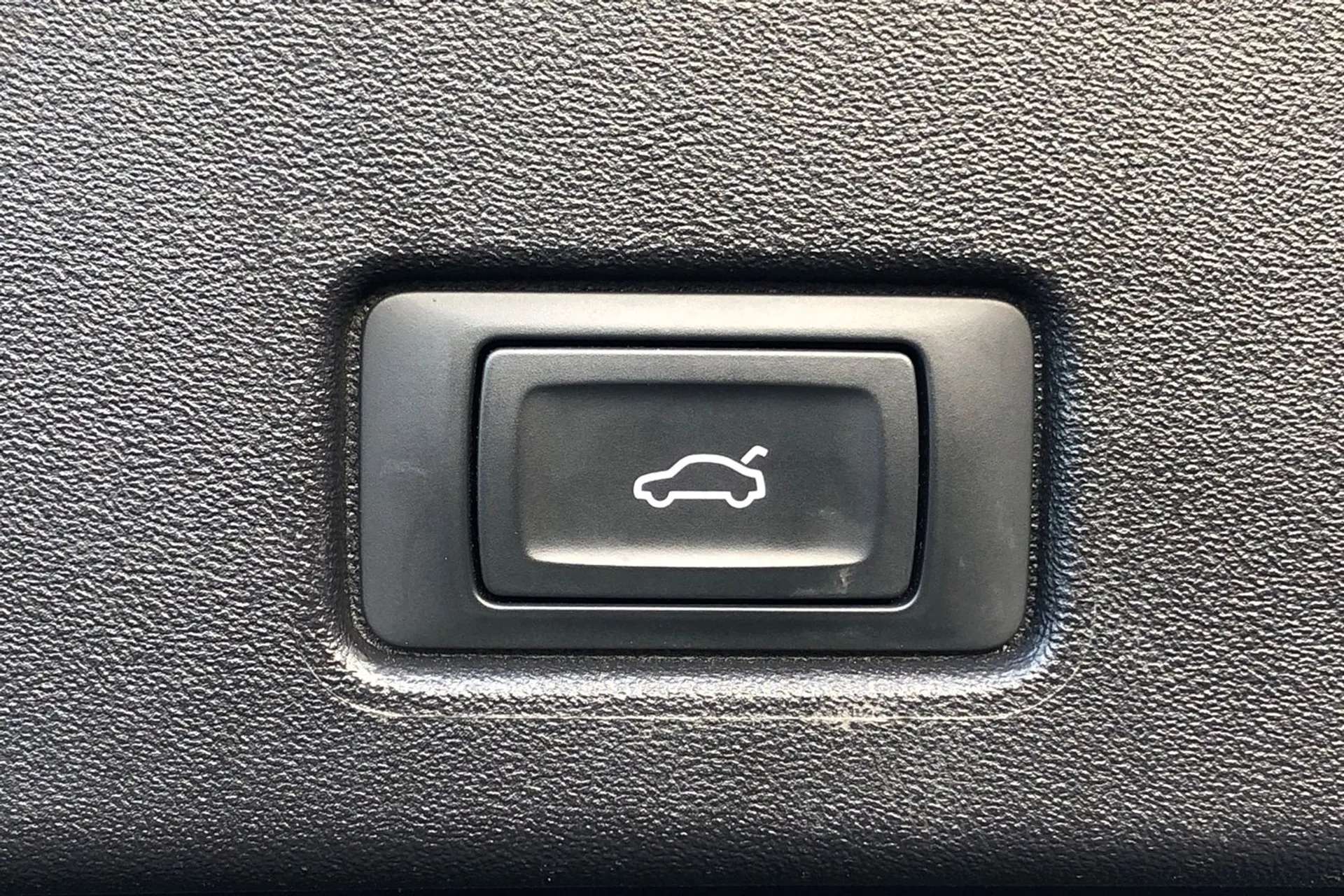 2022 AUDI Q4 2022 AUDI Q4