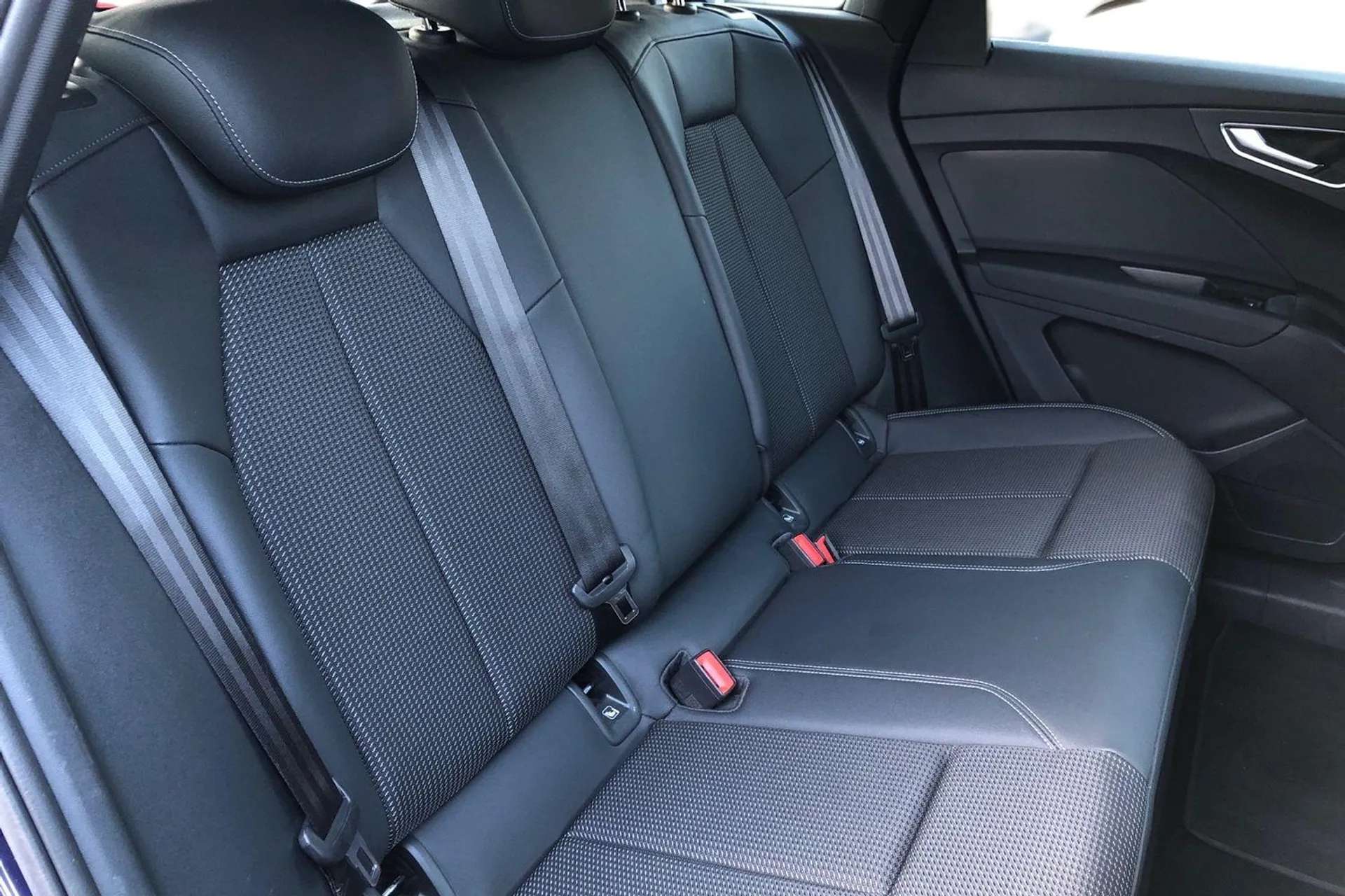 2022 AUDI Q4 2022 AUDI Q4