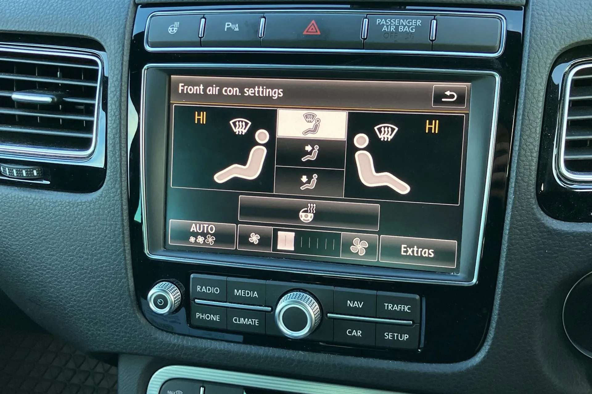 2017 VOLKSWAGEN TOUAREG 2017 VOLKSWAGEN TOUAREG