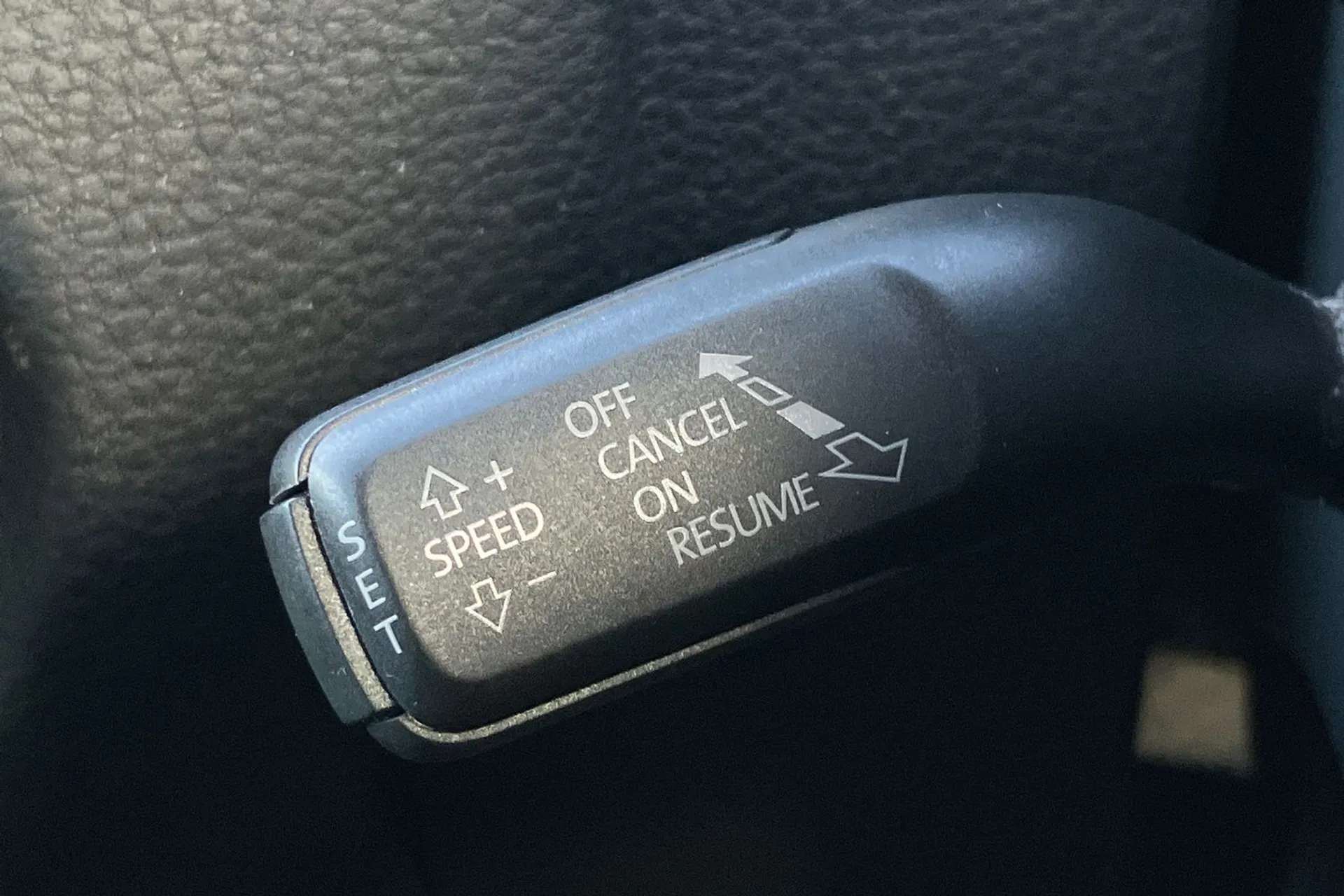 2017 VOLKSWAGEN TOUAREG 2017 VOLKSWAGEN TOUAREG