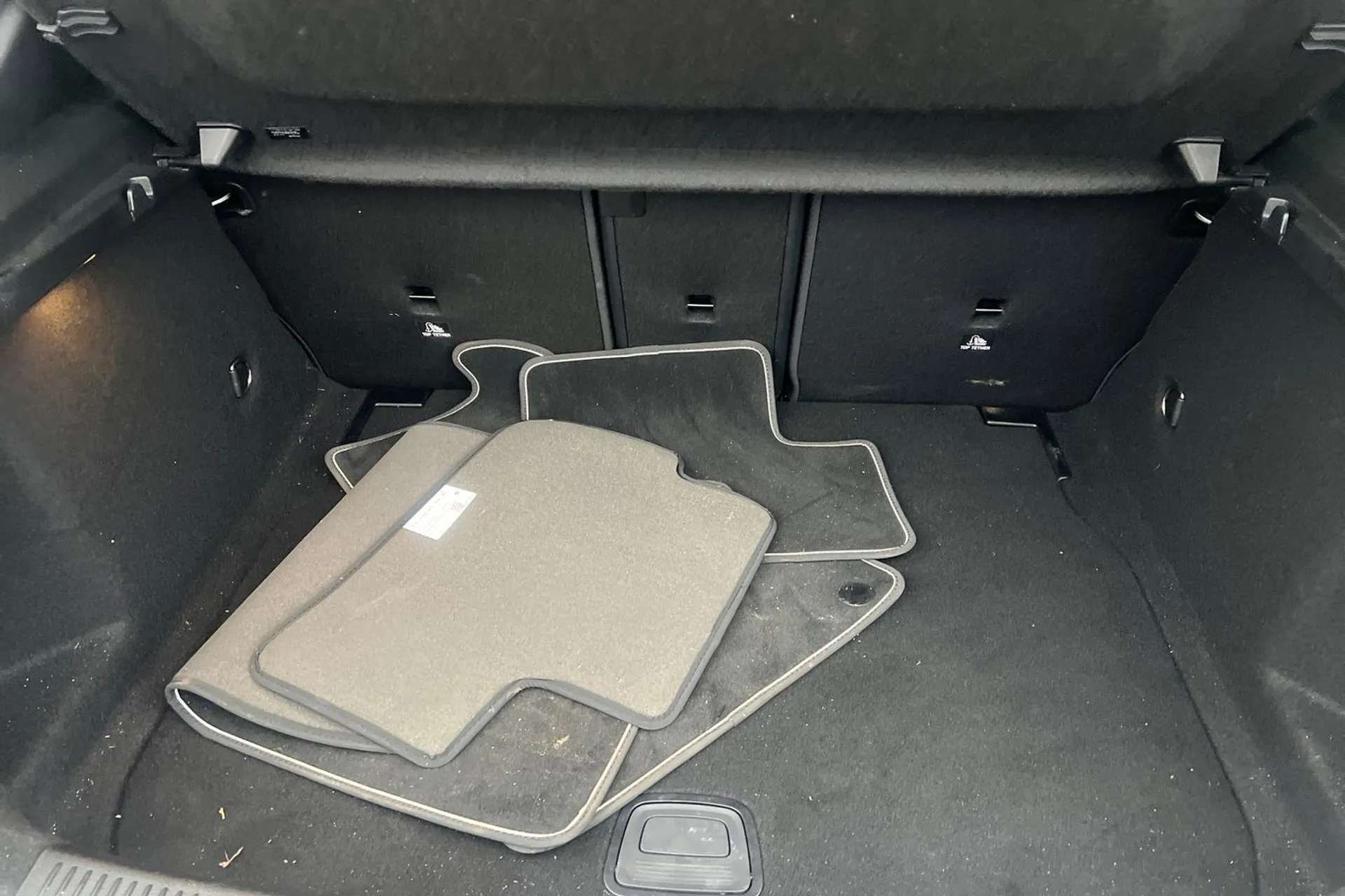 2021 MERCEDES-BENZ A CLASS 2021 MERCEDES-BENZ A CLASS