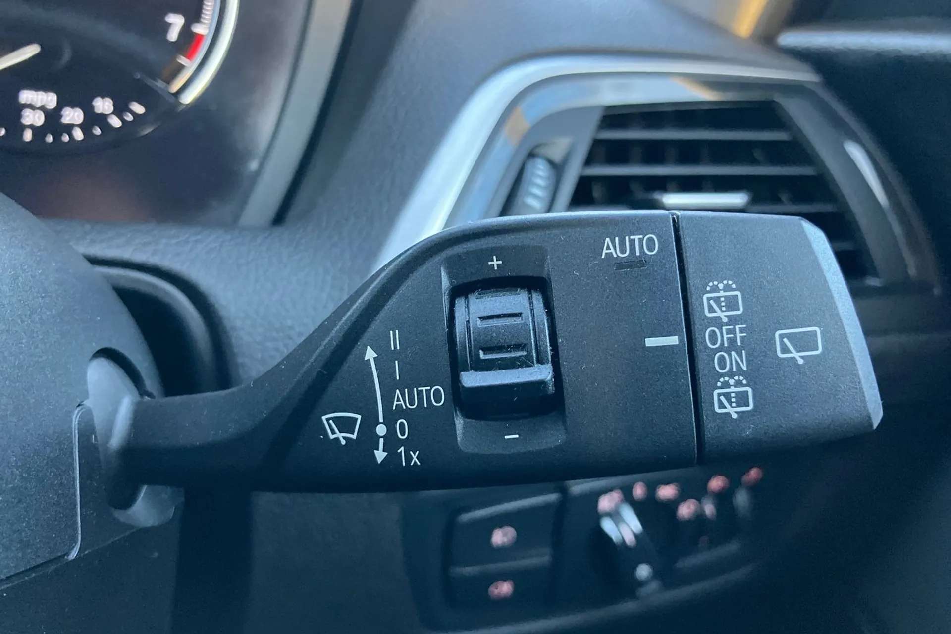 2018 BMW 1 SERIES 2018 BMW 1 SERIES