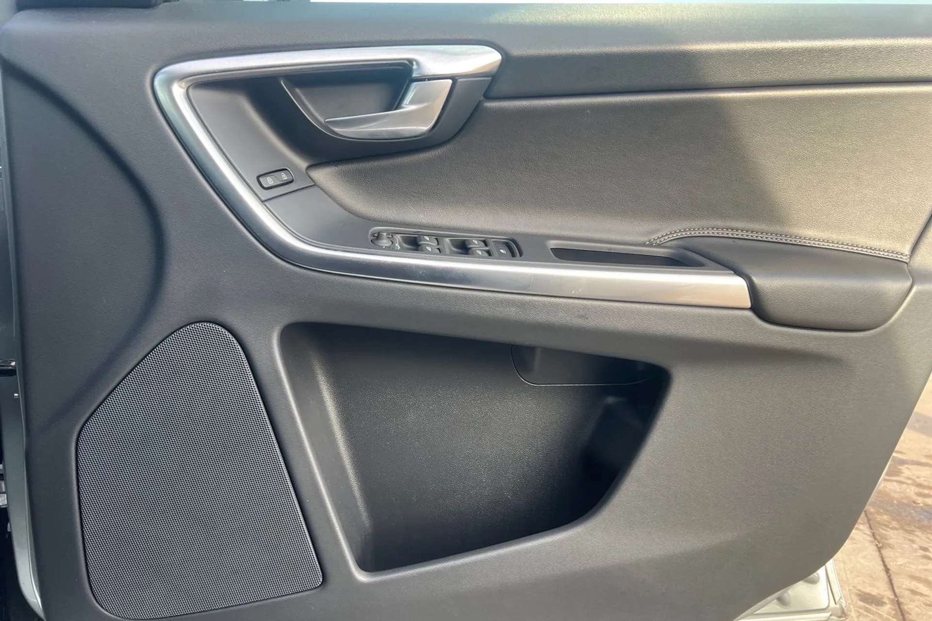 2017 VOLVO XC60 2017 VOLVO XC60