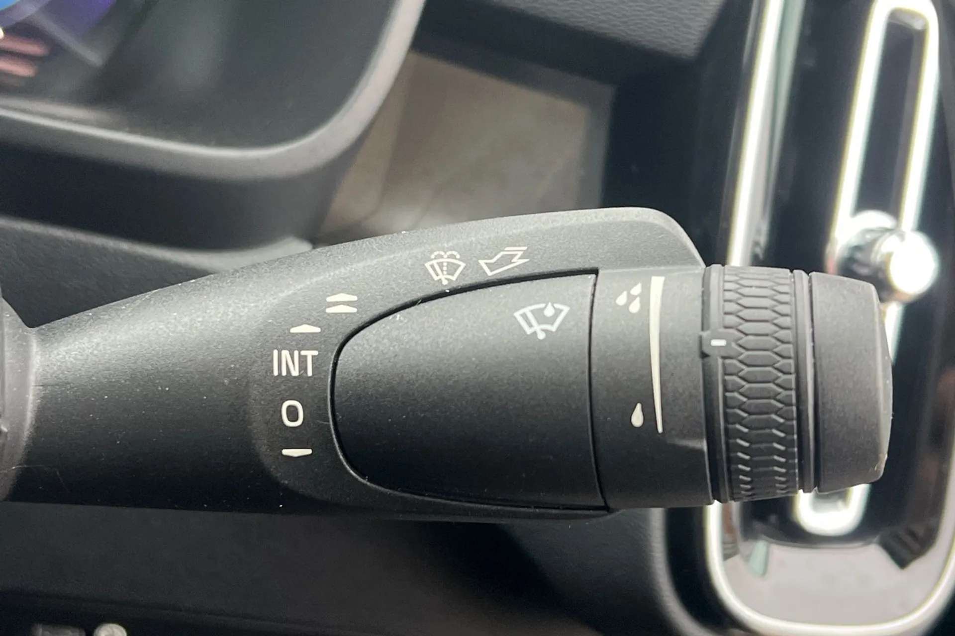 2022 VOLVO C40 2022 VOLVO C40